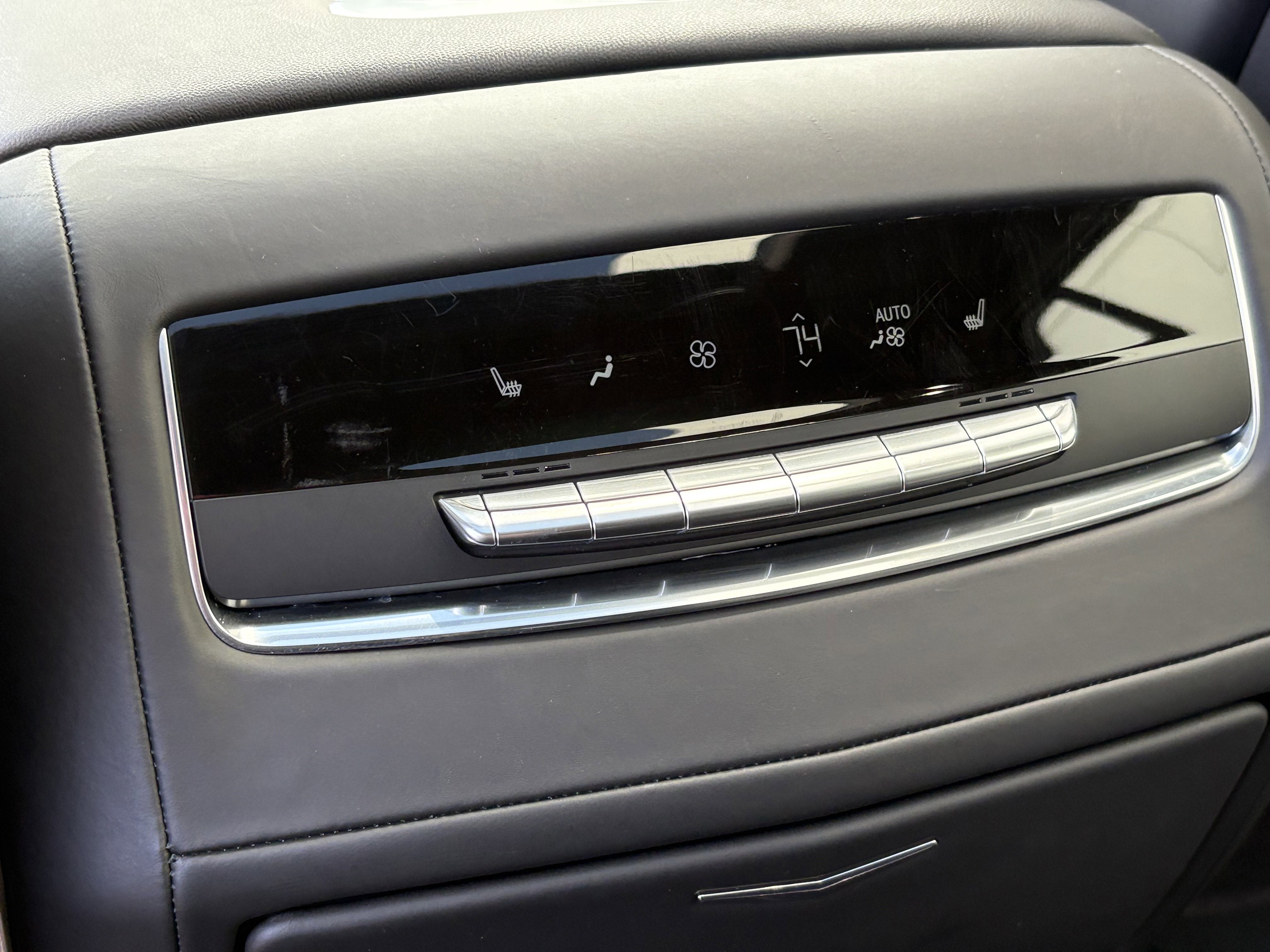 2025 Cadillac Escalade ESV Premium Luxury Platinum
