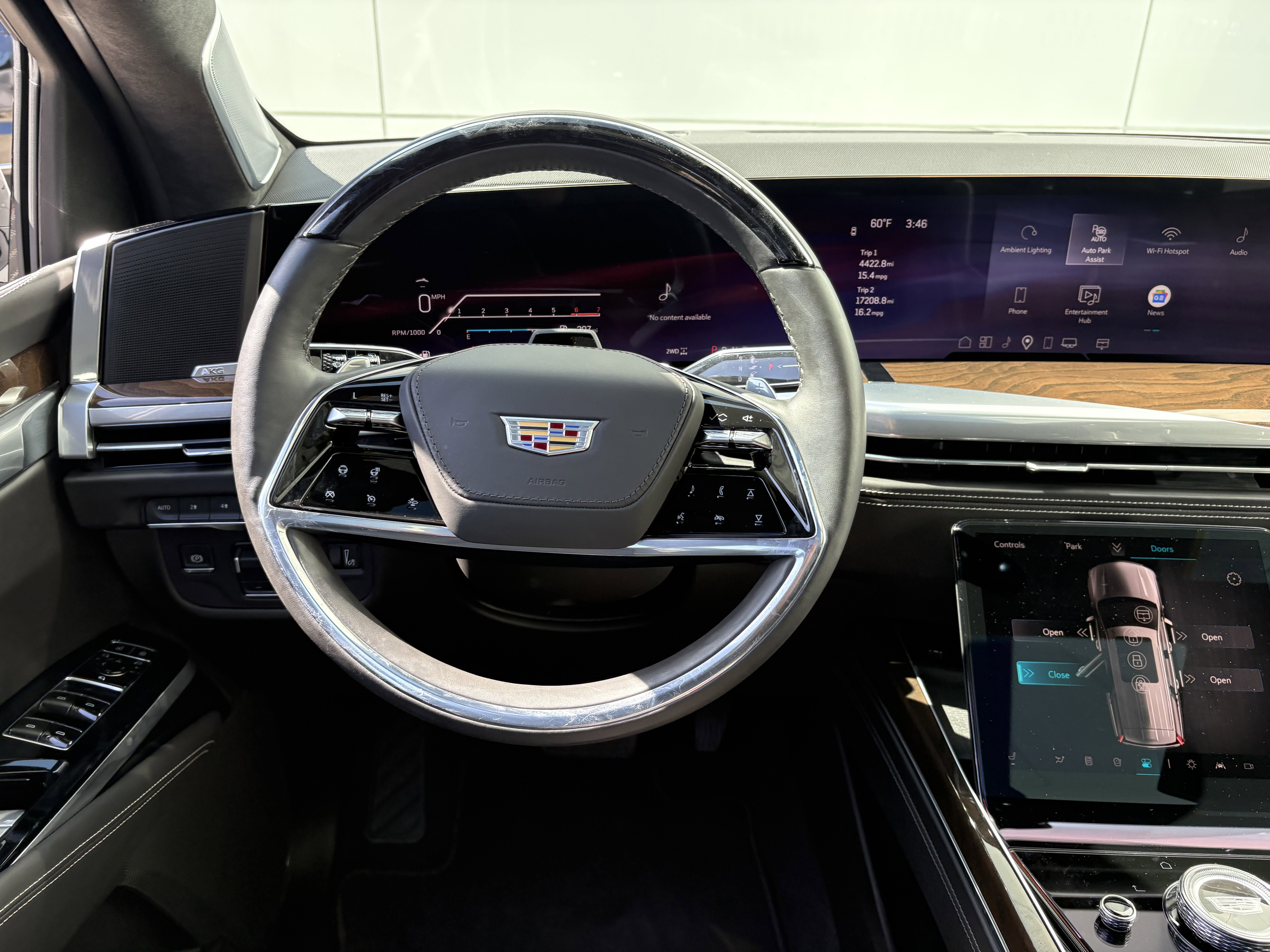 2025 Cadillac Escalade ESV Premium Luxury Platinum