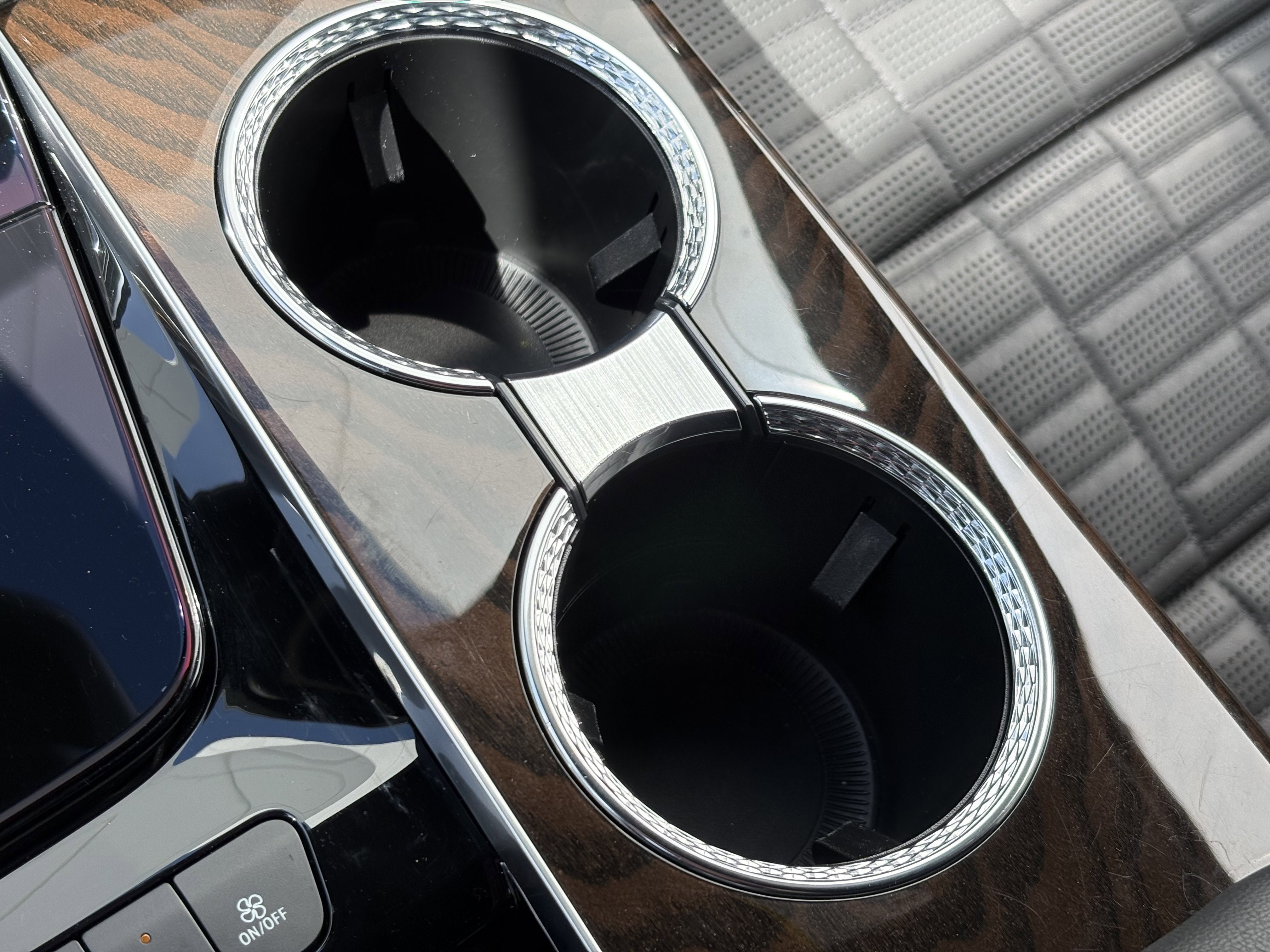 2025 Cadillac Escalade ESV Premium Luxury Platinum