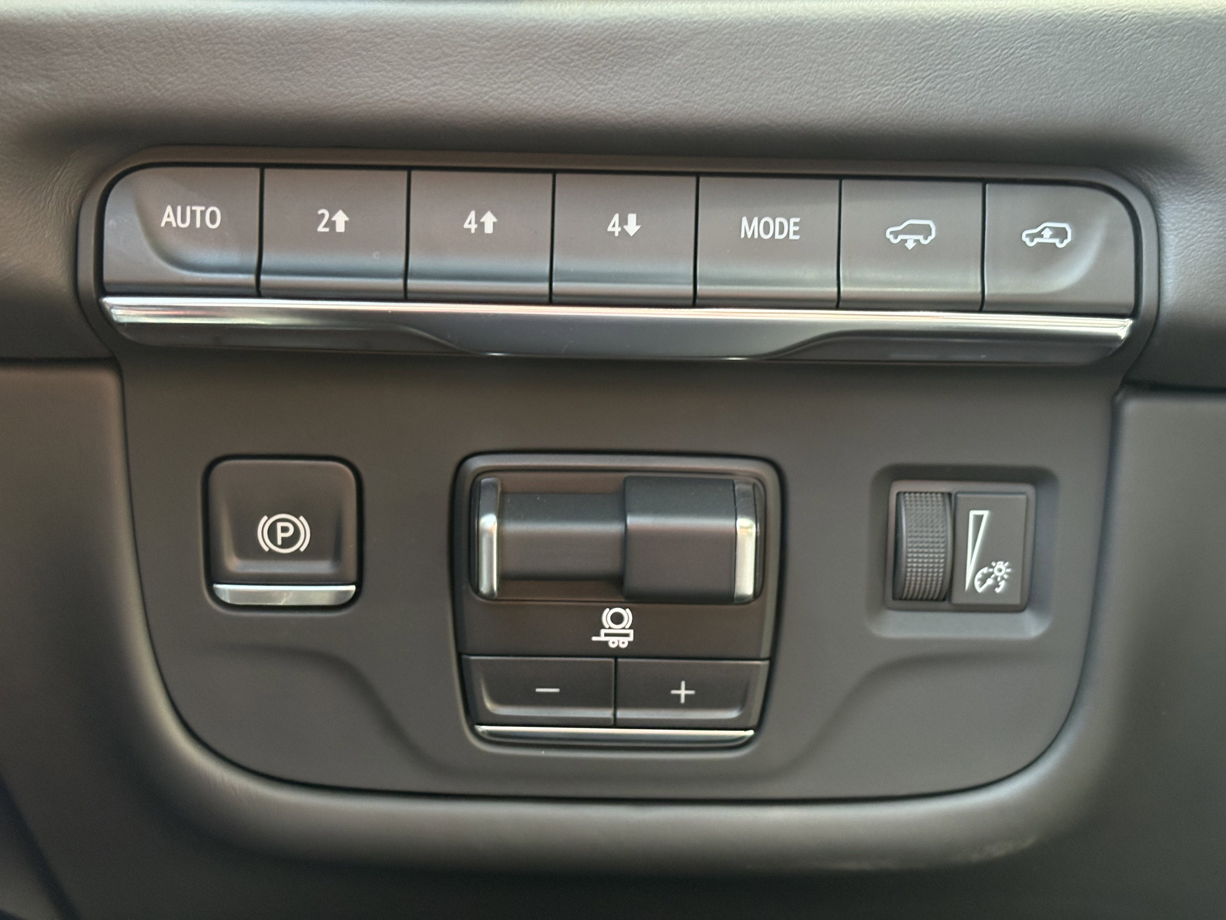 2025 Cadillac Escalade ESV Premium Luxury Platinum