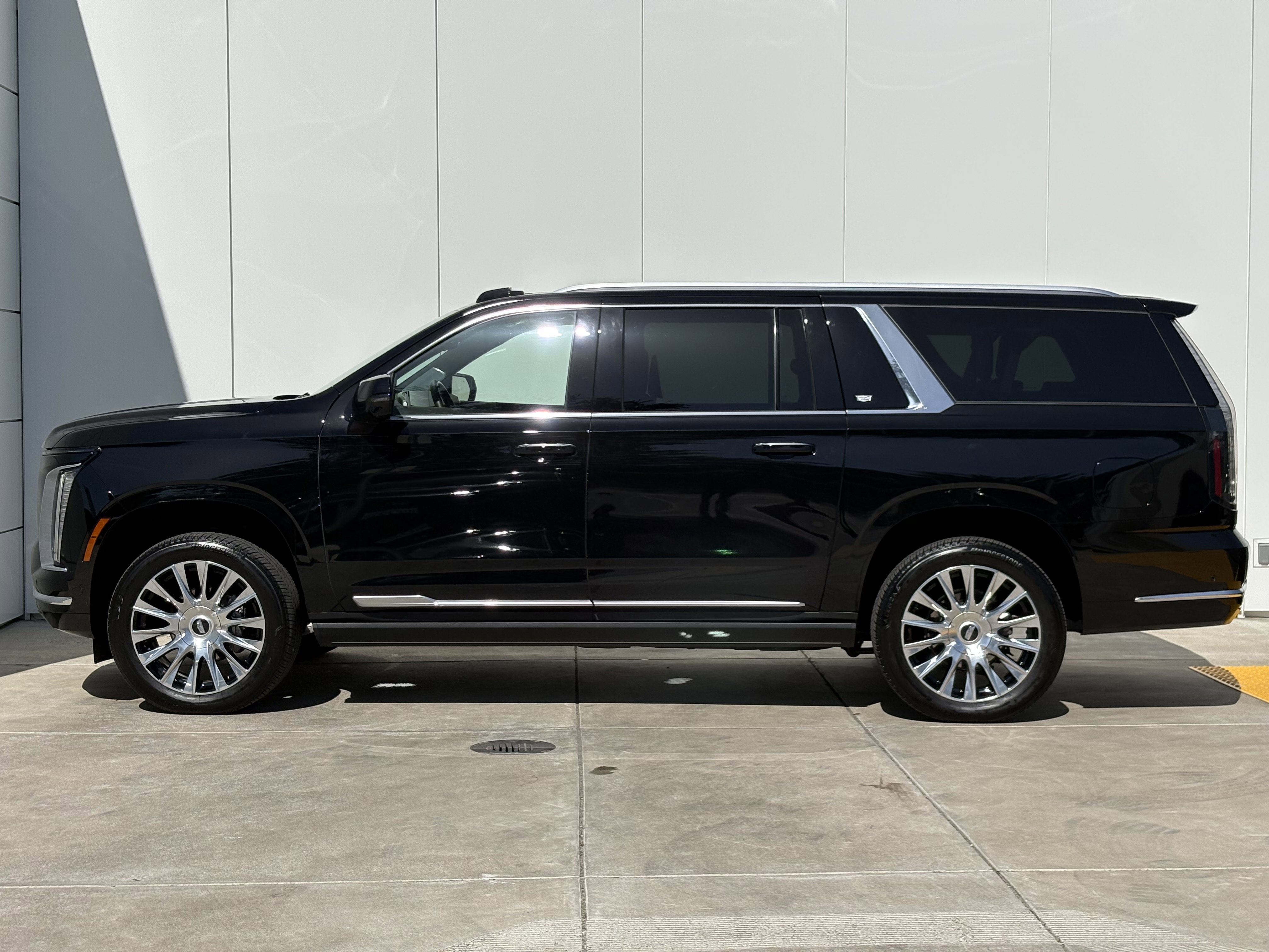 2025 Cadillac Escalade ESV Premium Luxury Platinum