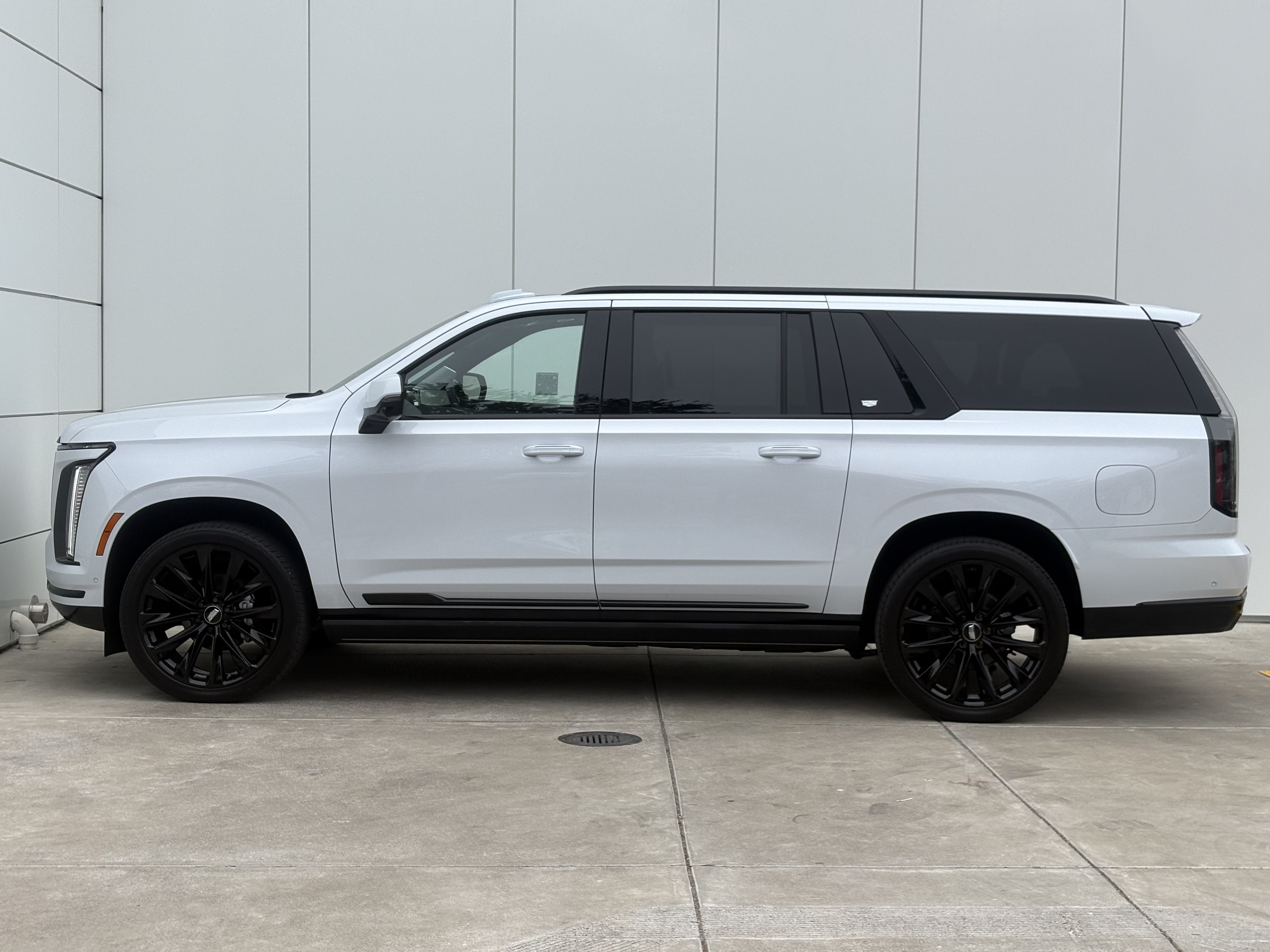 2026 Cadillac Escalade ESV Platinum Sport