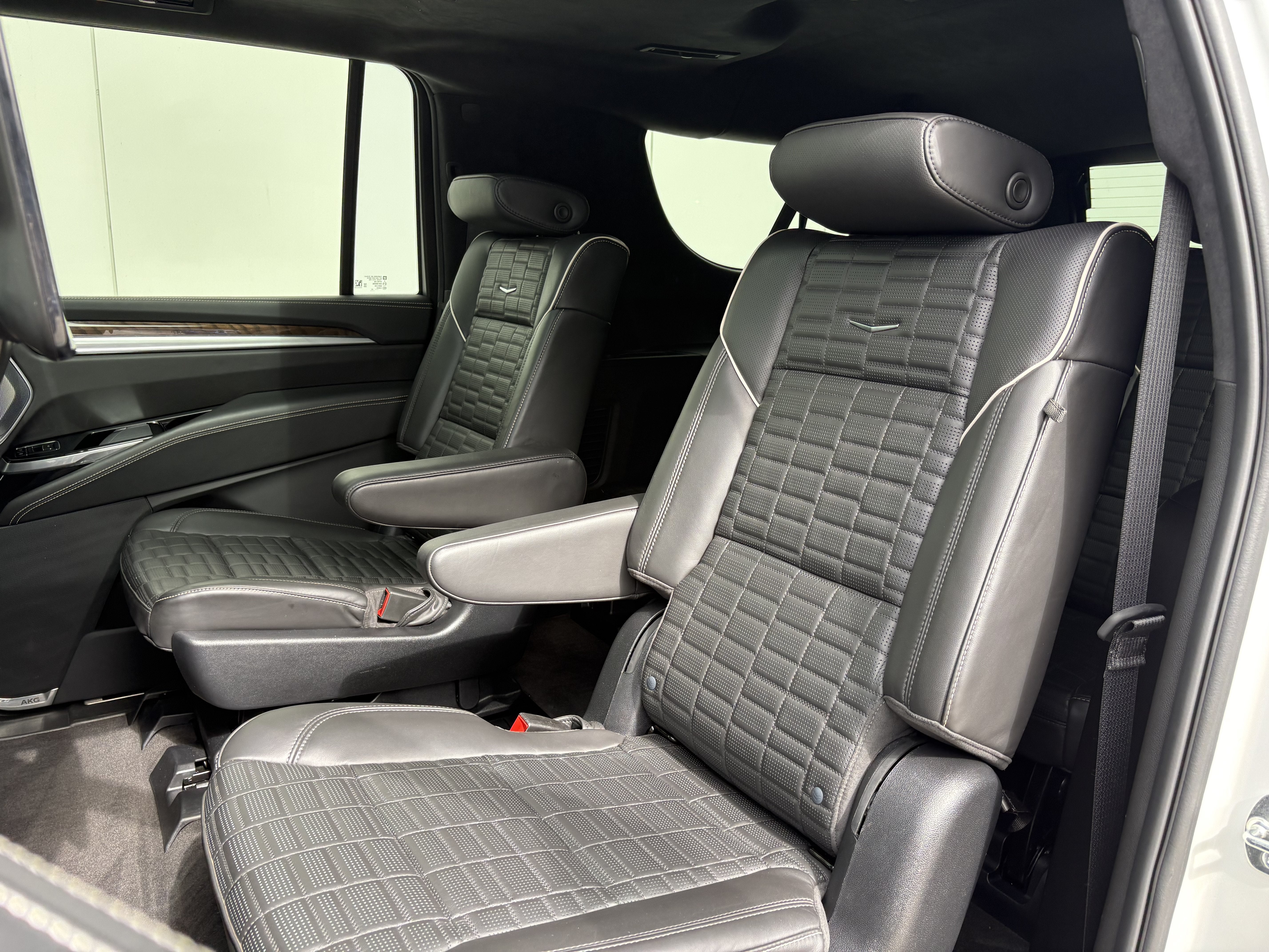 2025 Cadillac Escalade ESV Sport Platinum