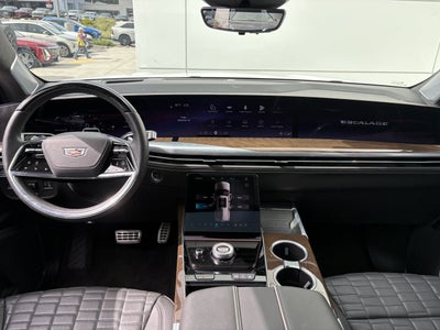 2025 Cadillac Escalade ESV Sport Platinum