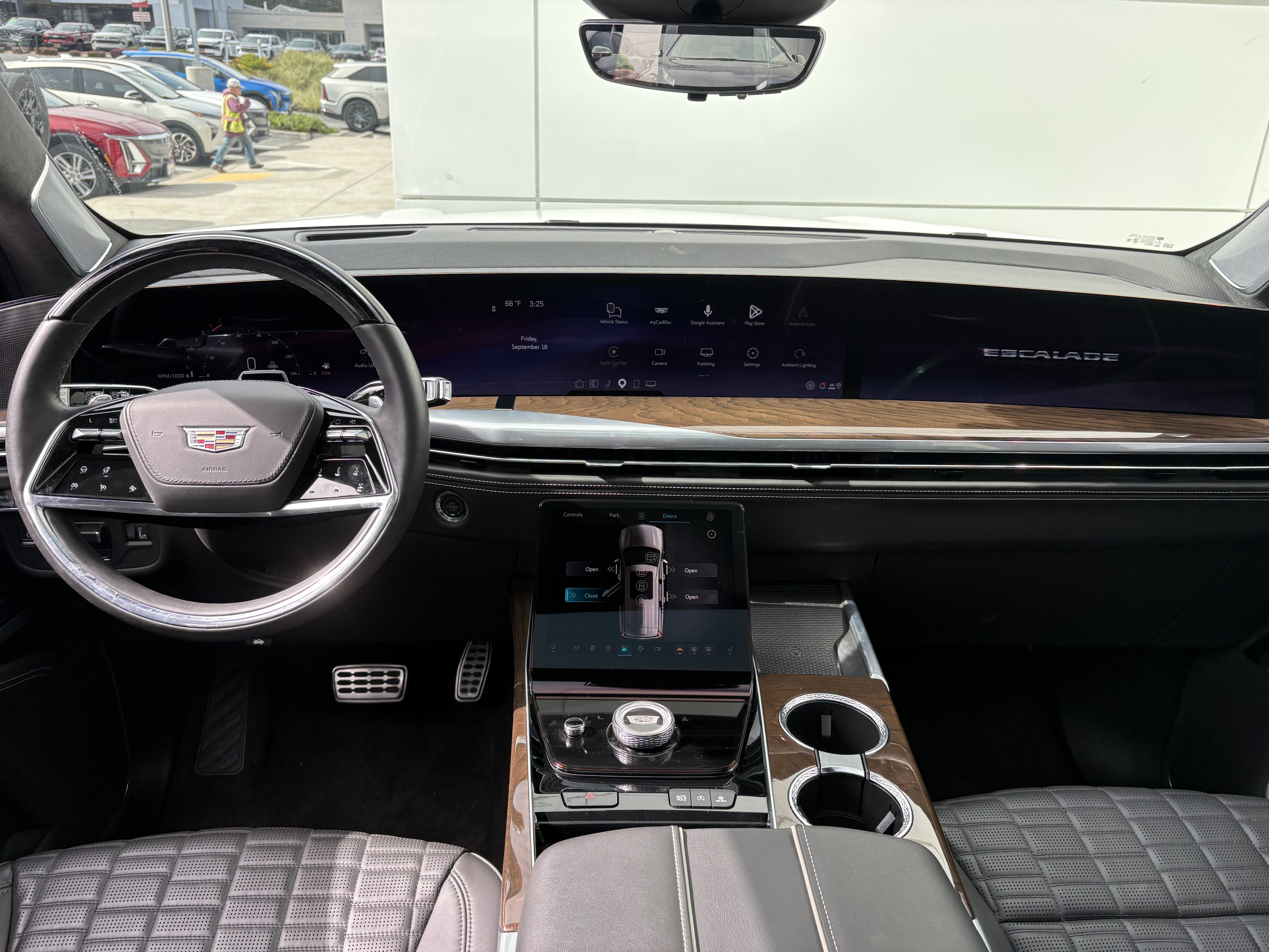 2025 Cadillac Escalade ESV Sport Platinum