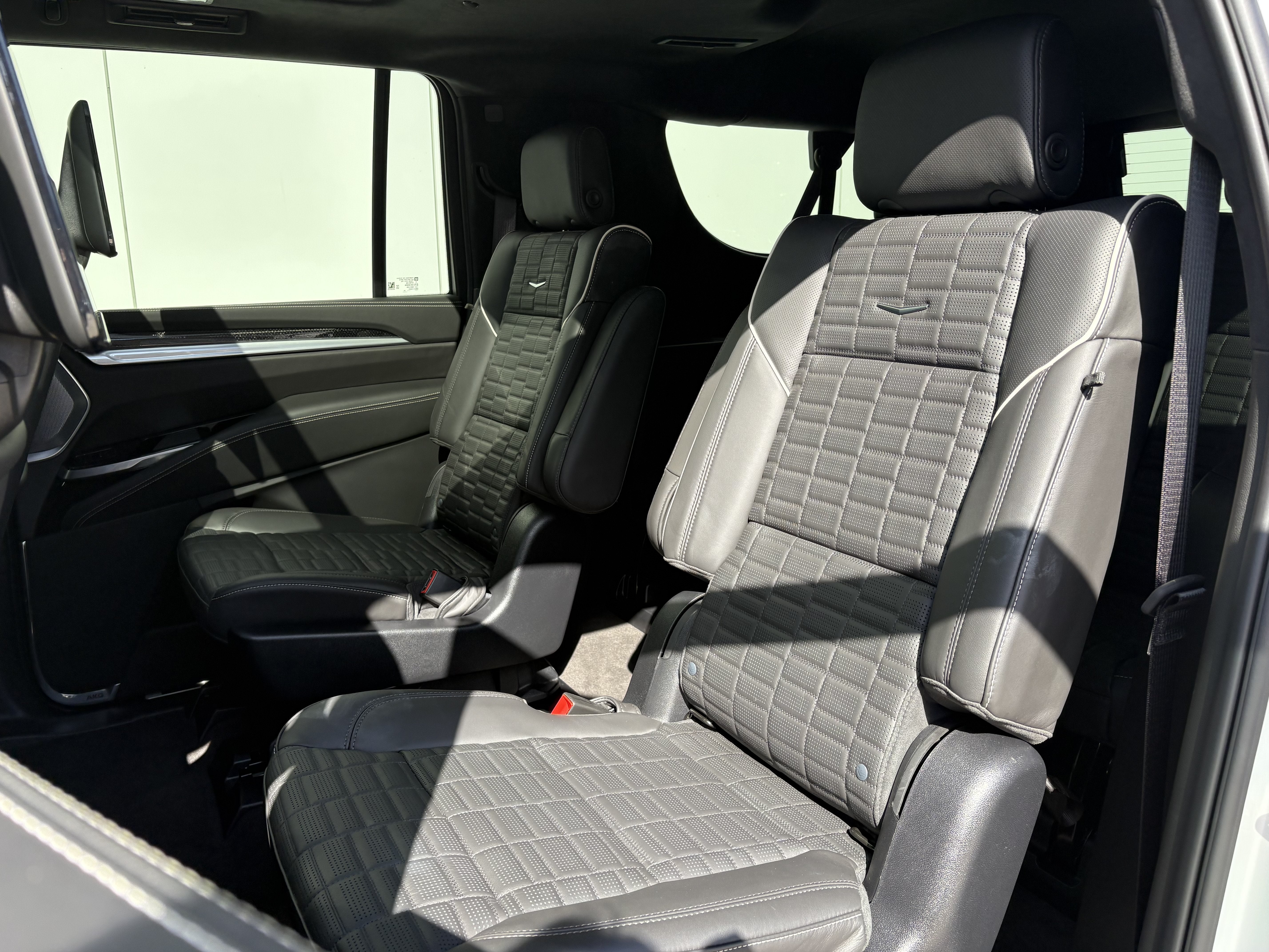 2025 Cadillac Escalade ESV Escalade-V ESV