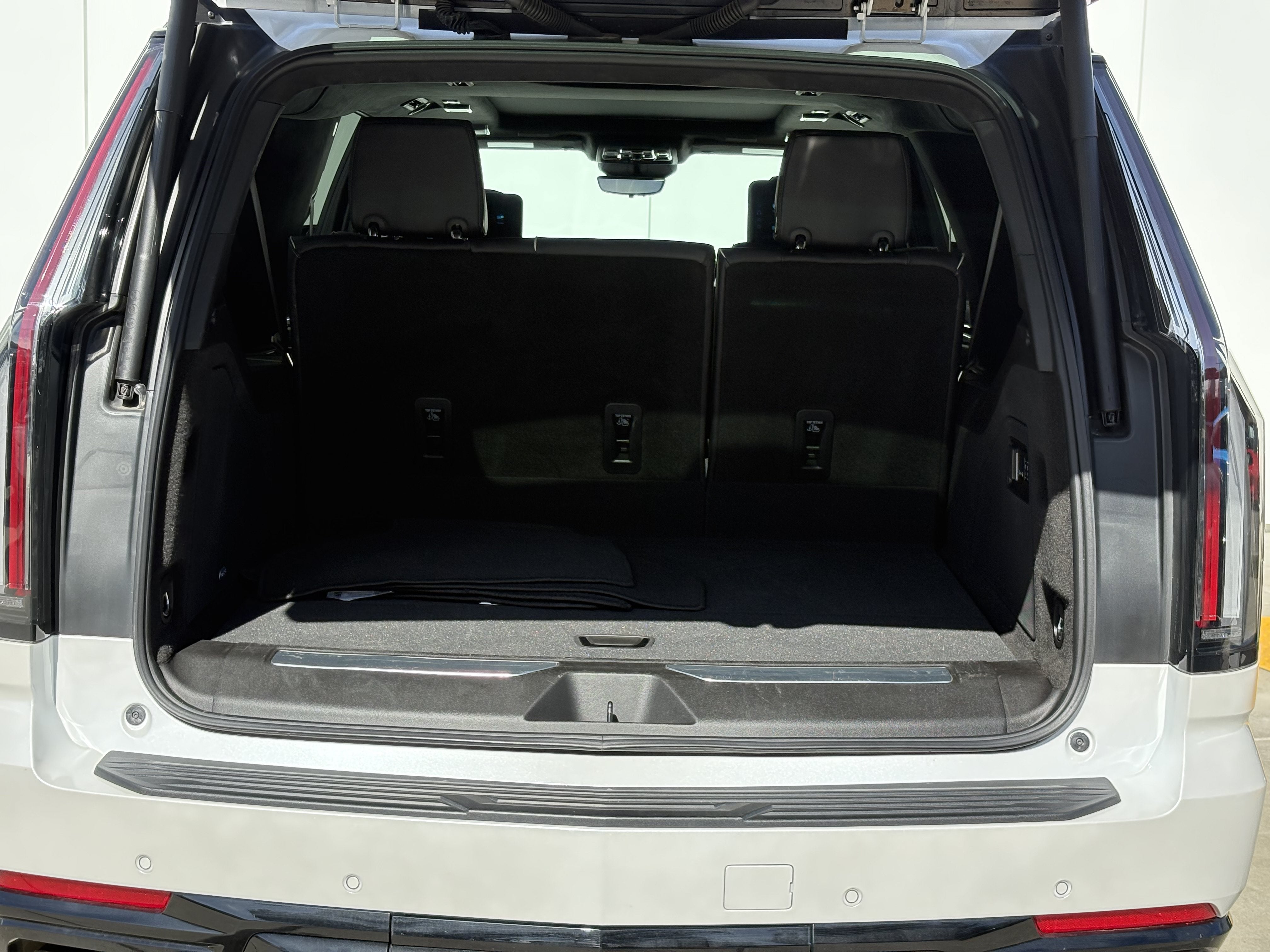 2025 Cadillac Escalade ESV Escalade-V ESV