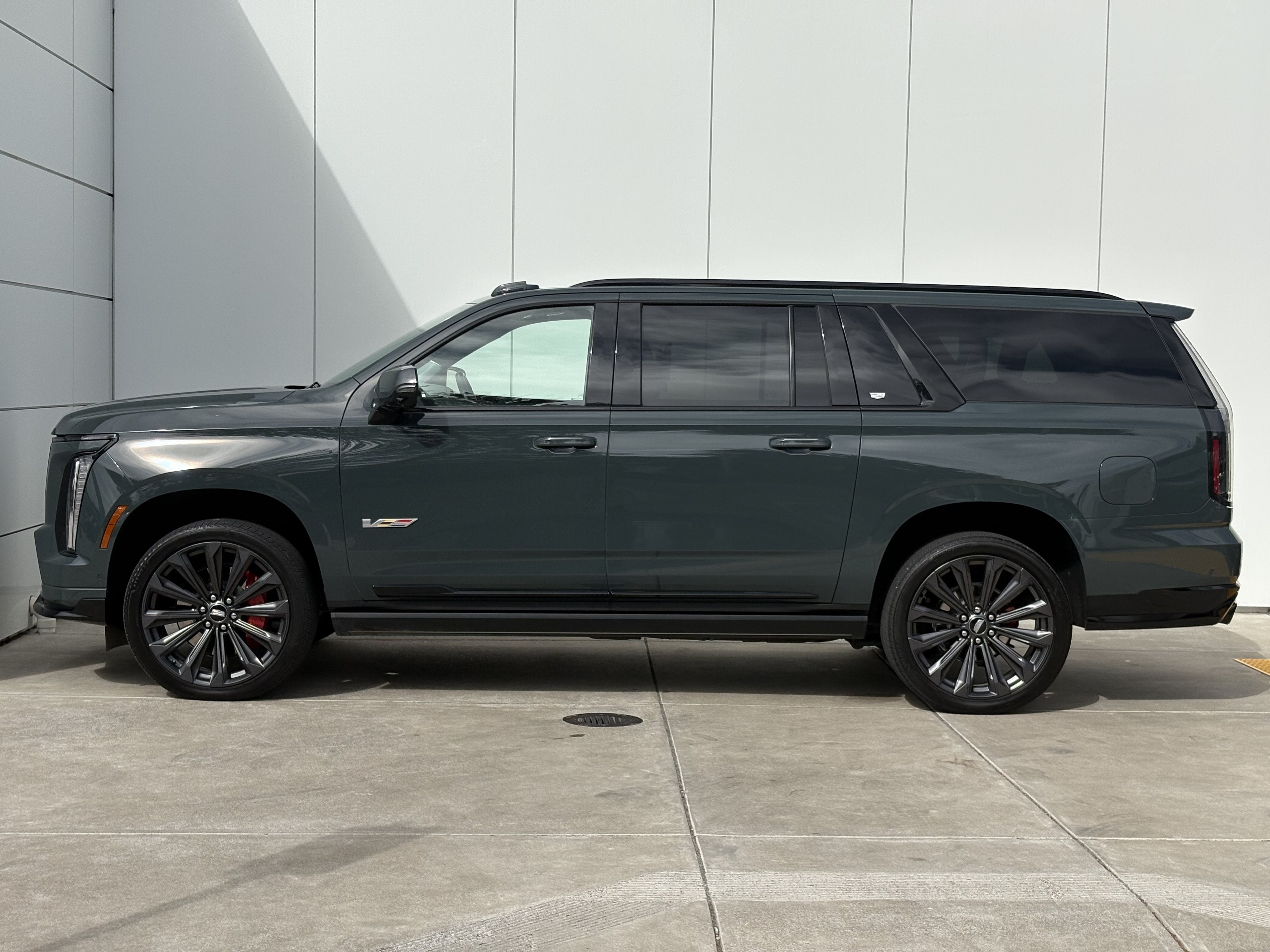2025 Cadillac Escalade ESV Escalade-V ESV