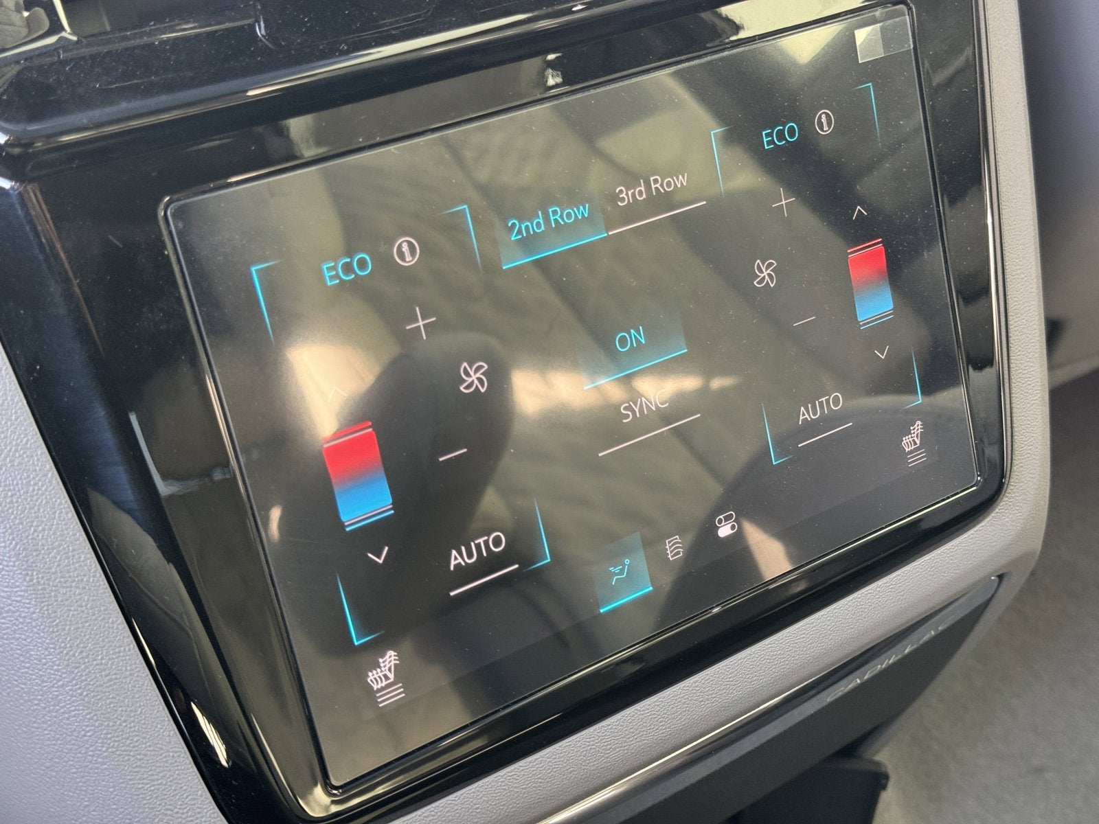 2025 Cadillac ESCALADE IQ Luxury 1