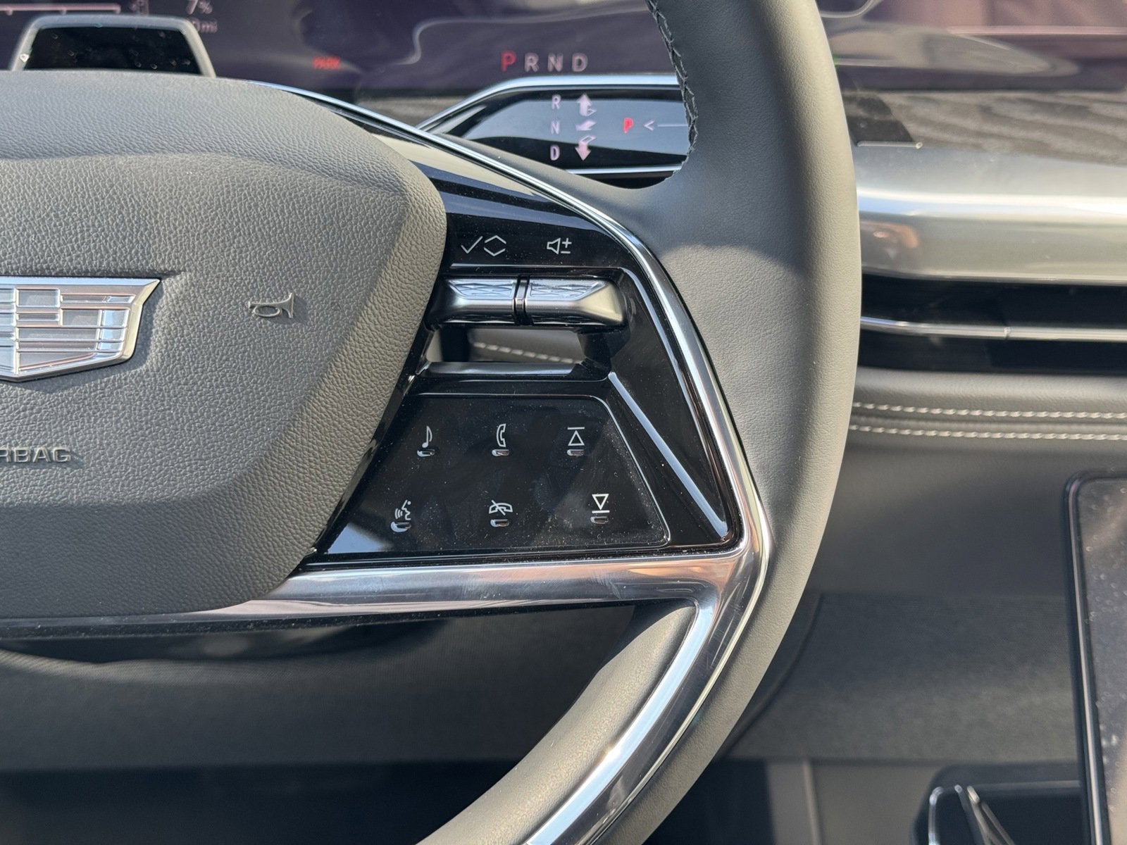 2025 Cadillac ESCALADE IQ Luxury 1