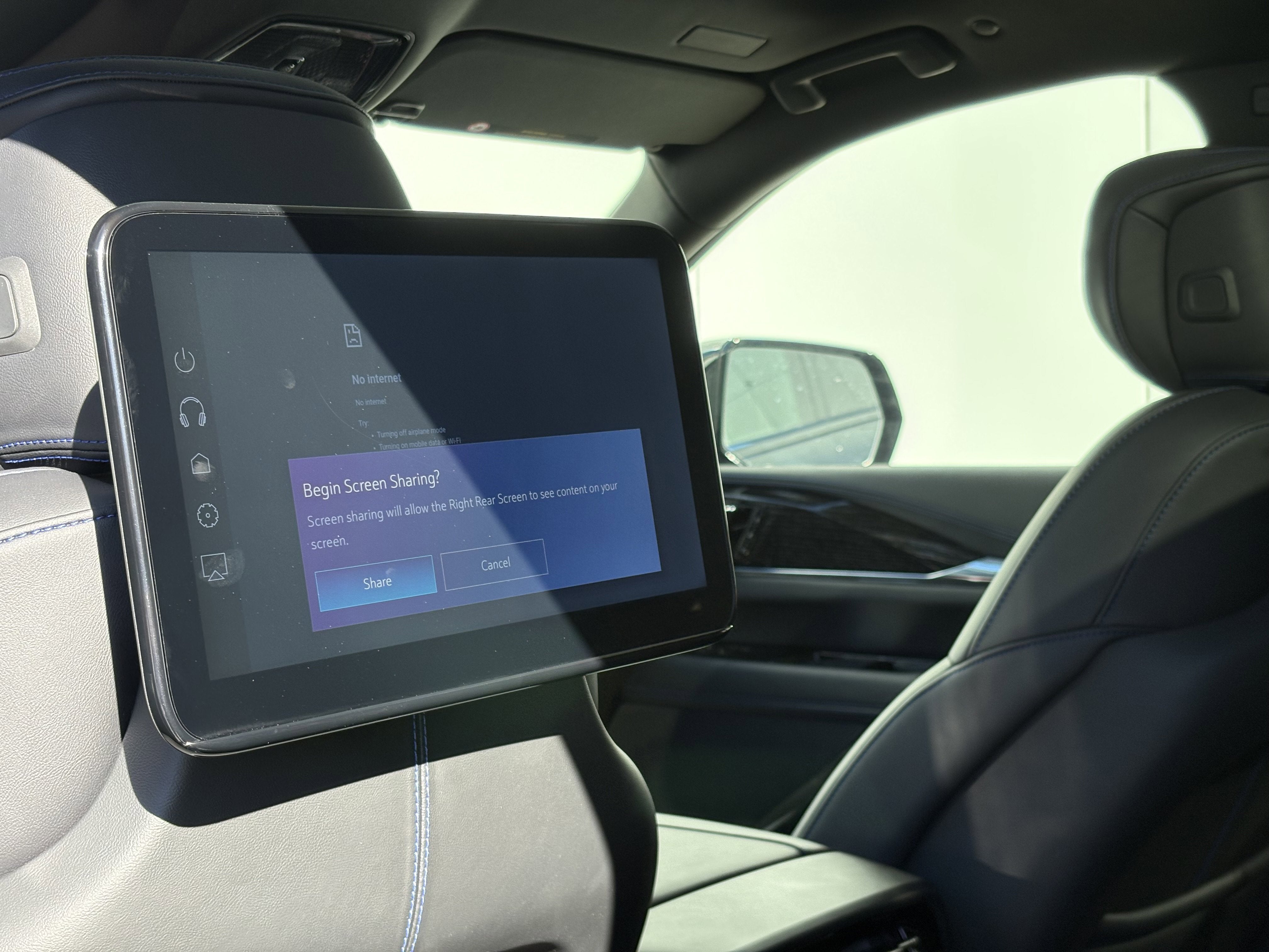 2025 Cadillac ESCALADE IQ Luxury 1