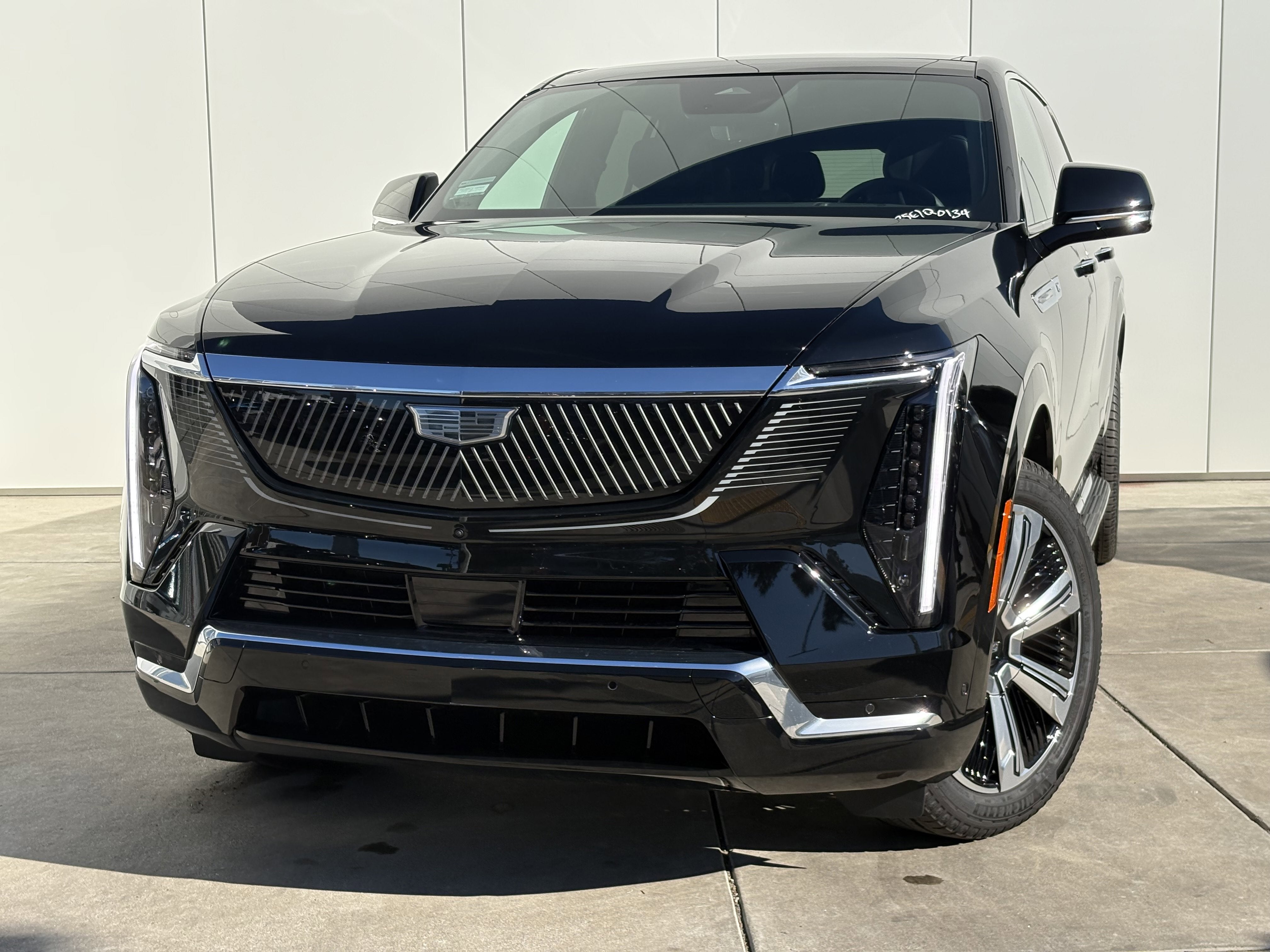 2025 Cadillac ESCALADE IQ Luxury 1