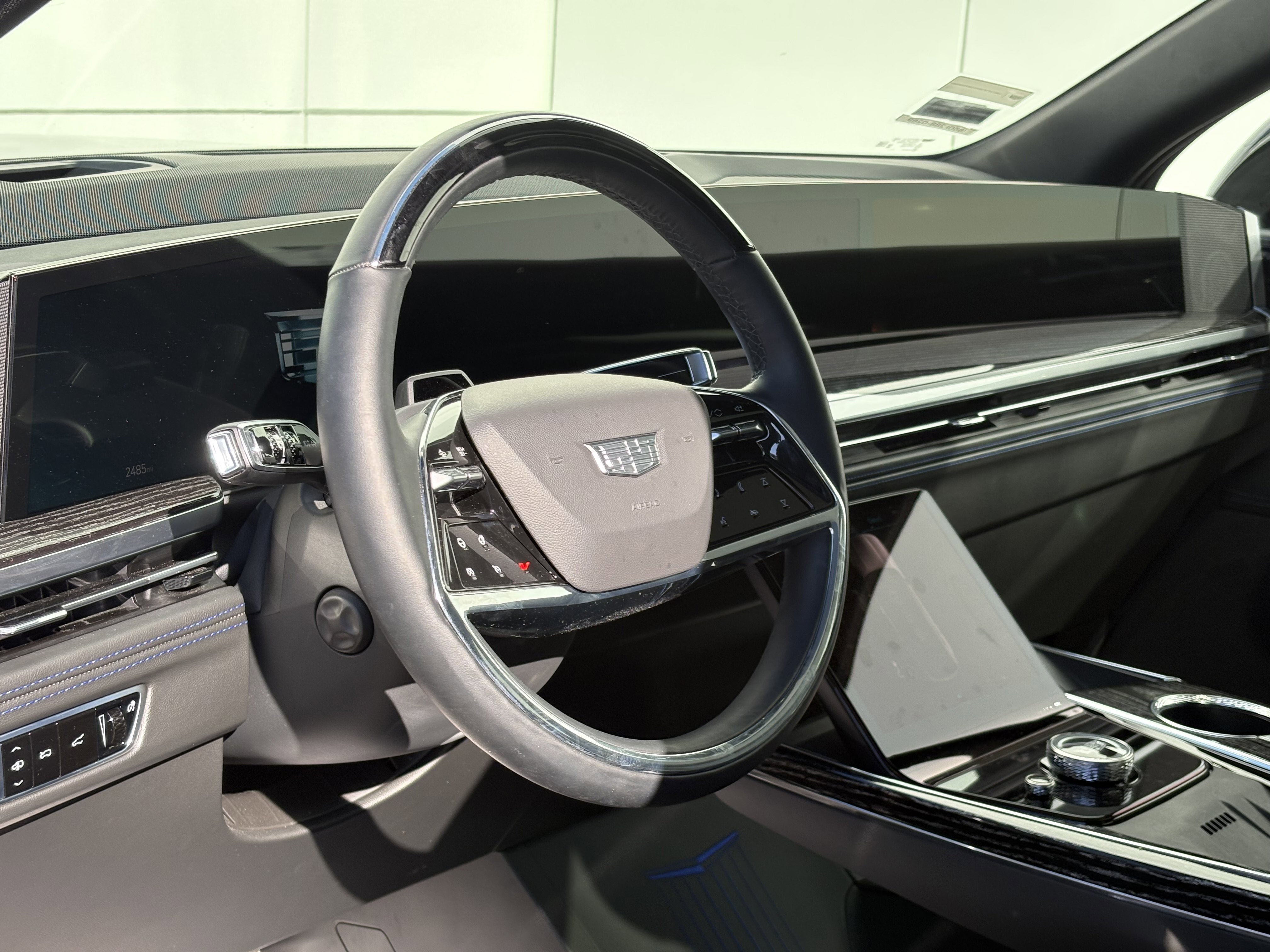 2025 Cadillac ESCALADE IQ Luxury 1