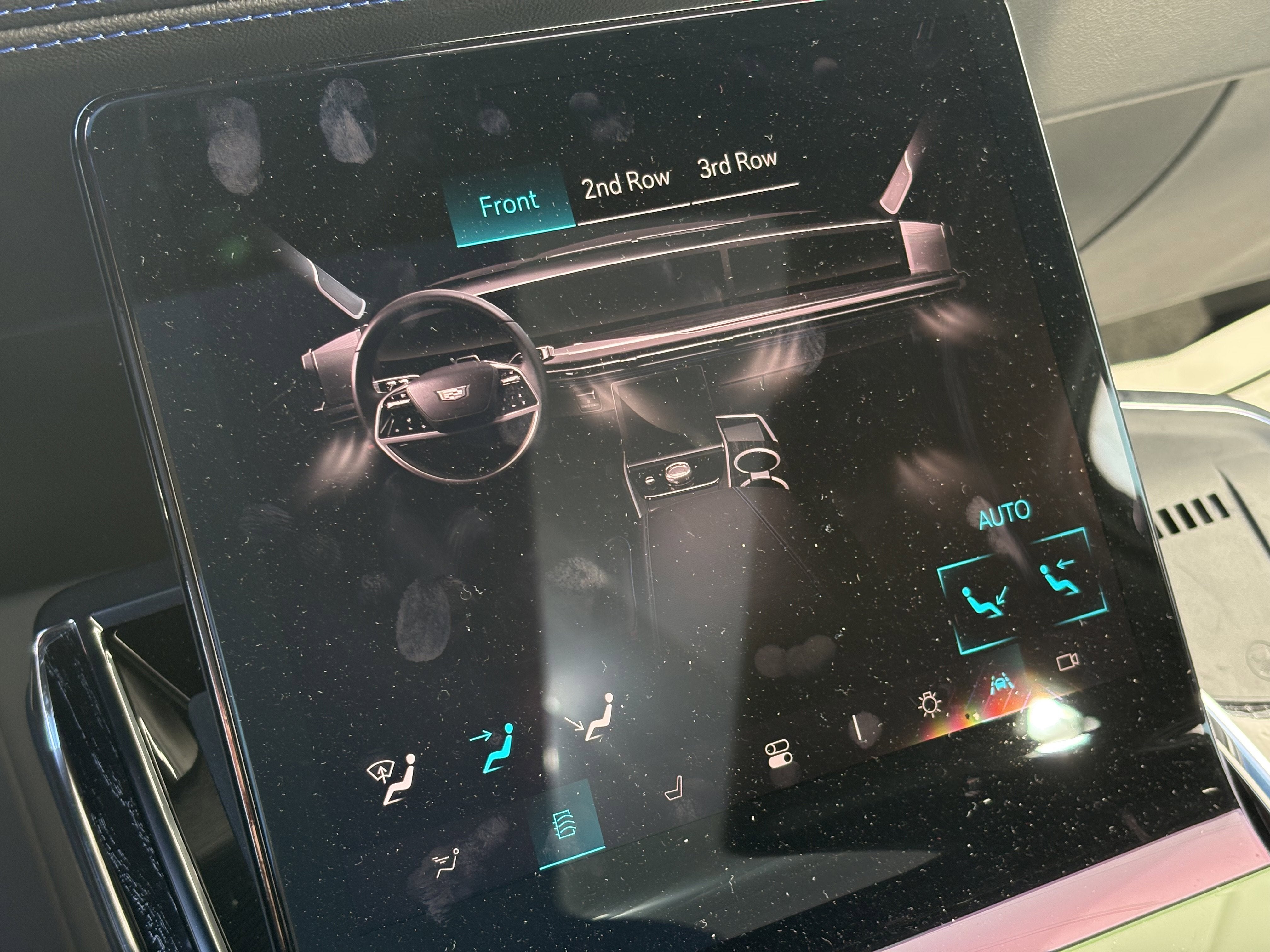 2025 Cadillac ESCALADE IQ Luxury 1