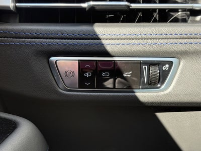 2025 Cadillac ESCALADE IQ Luxury 1