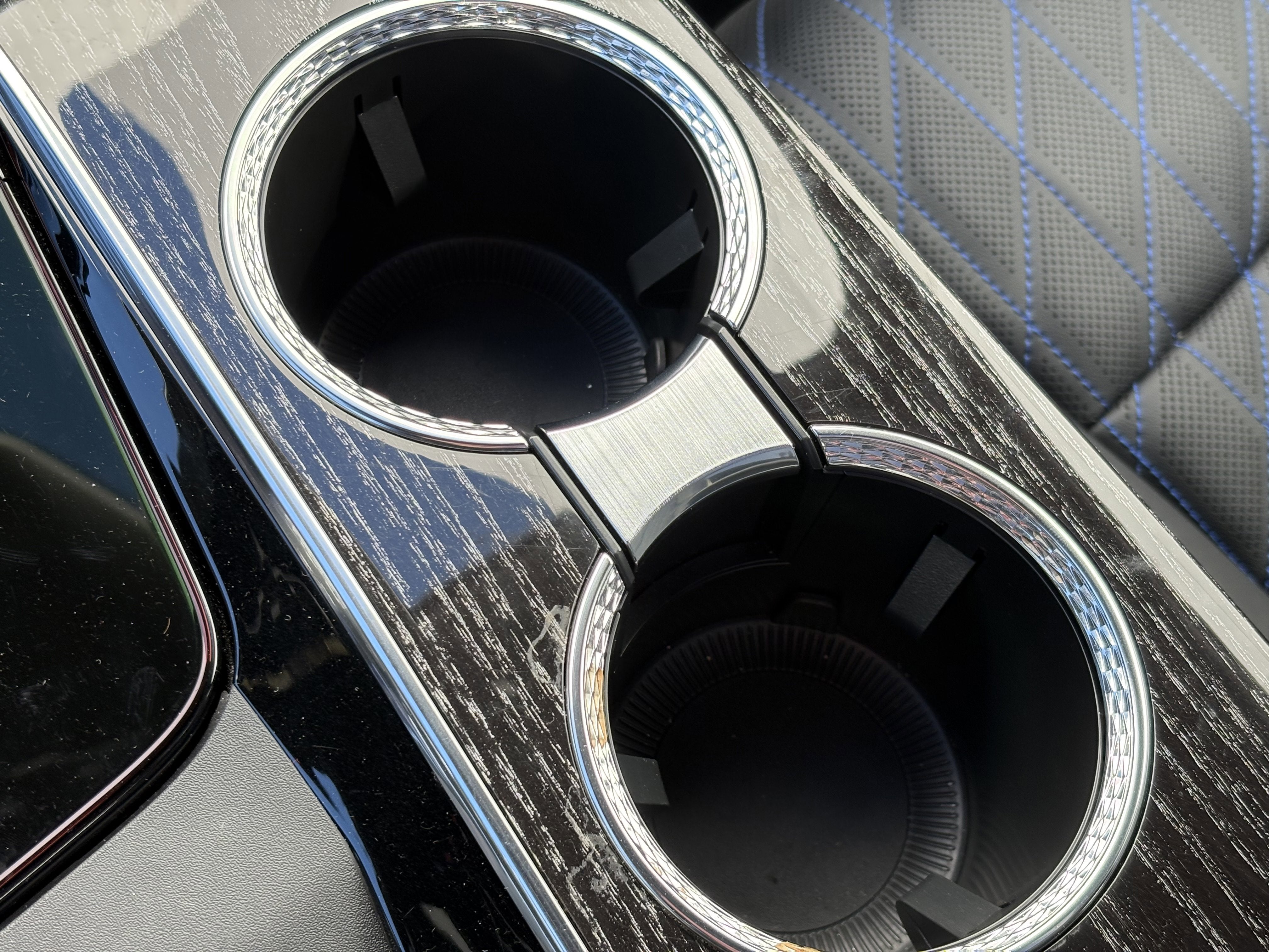 2025 Cadillac ESCALADE IQ Luxury 1