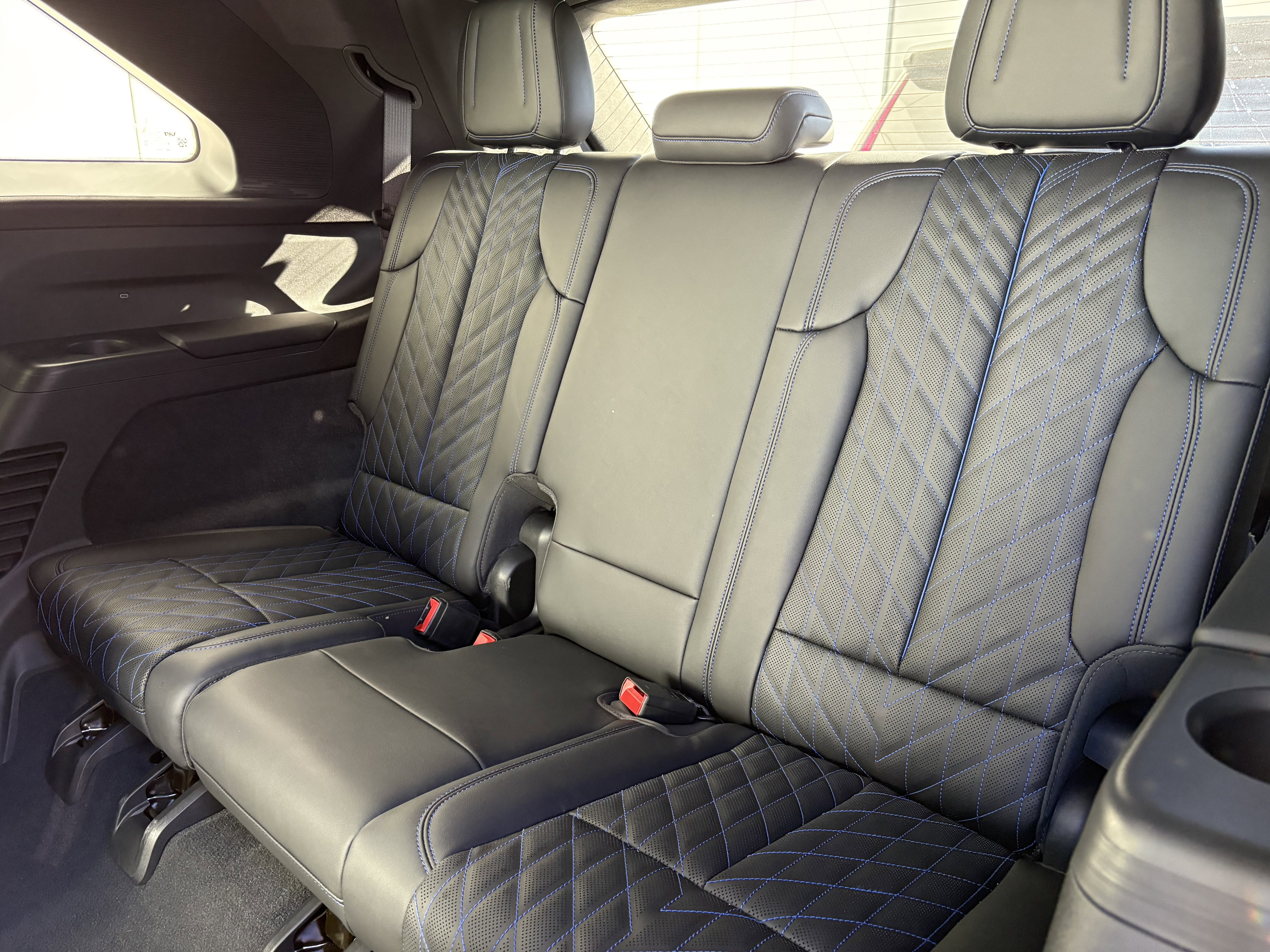 2025 Cadillac ESCALADE IQ Luxury 1