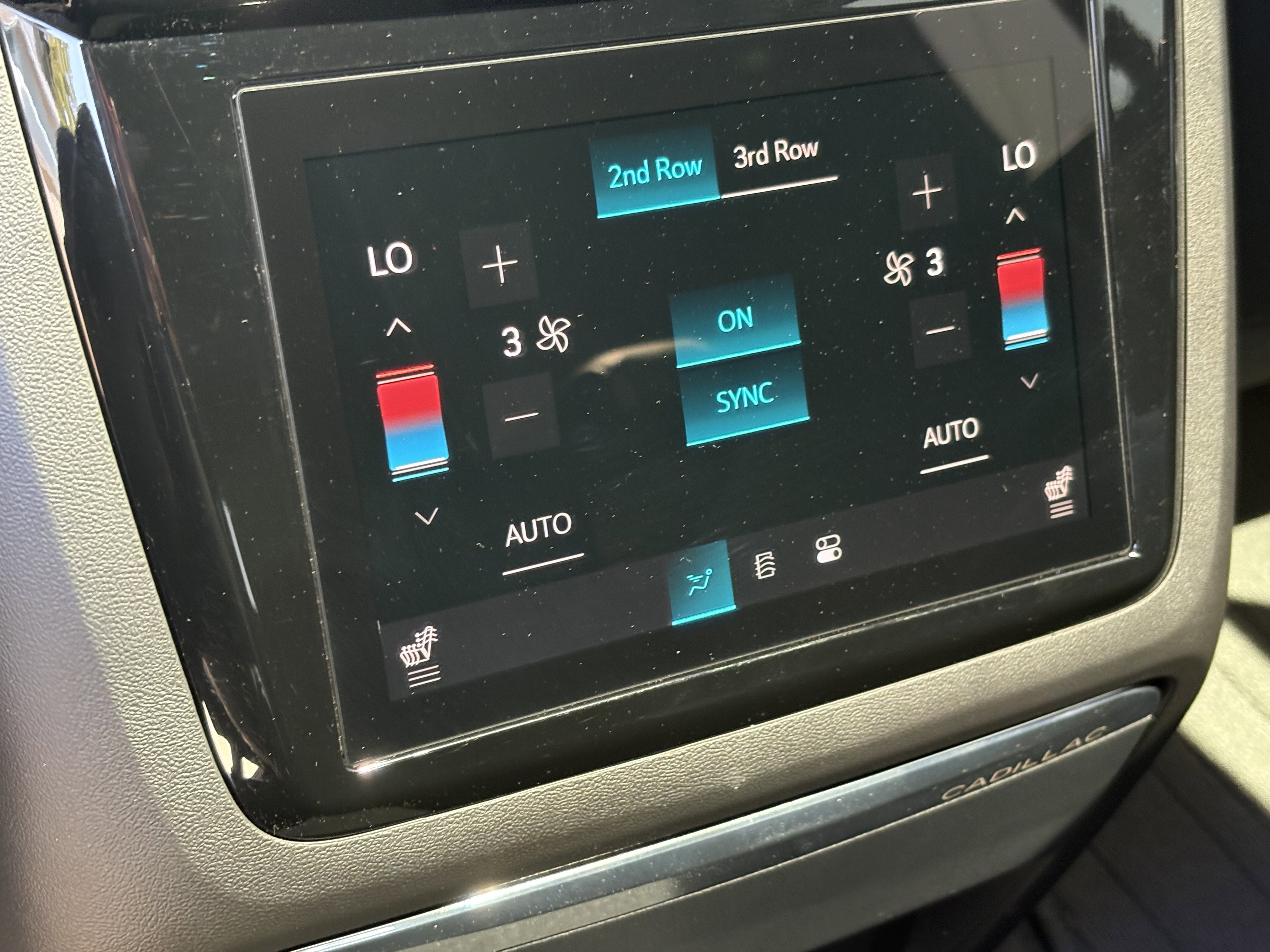 2025 Cadillac ESCALADE IQ Luxury 2