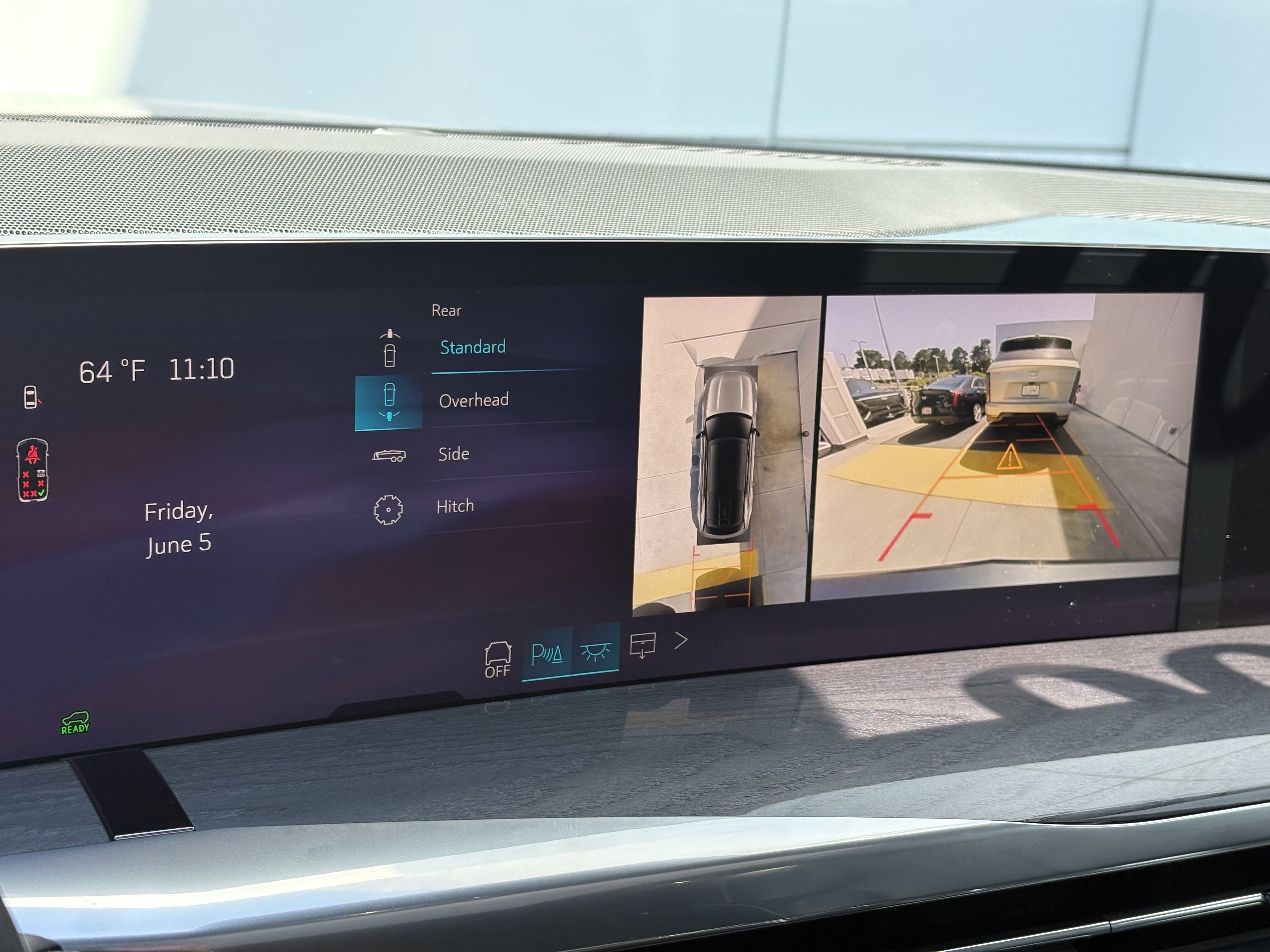 2025 Cadillac ESCALADE IQ Luxury 2