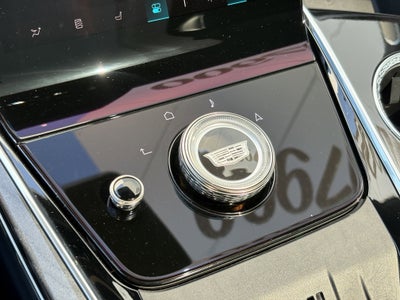 2025 Cadillac ESCALADE IQ Luxury 2