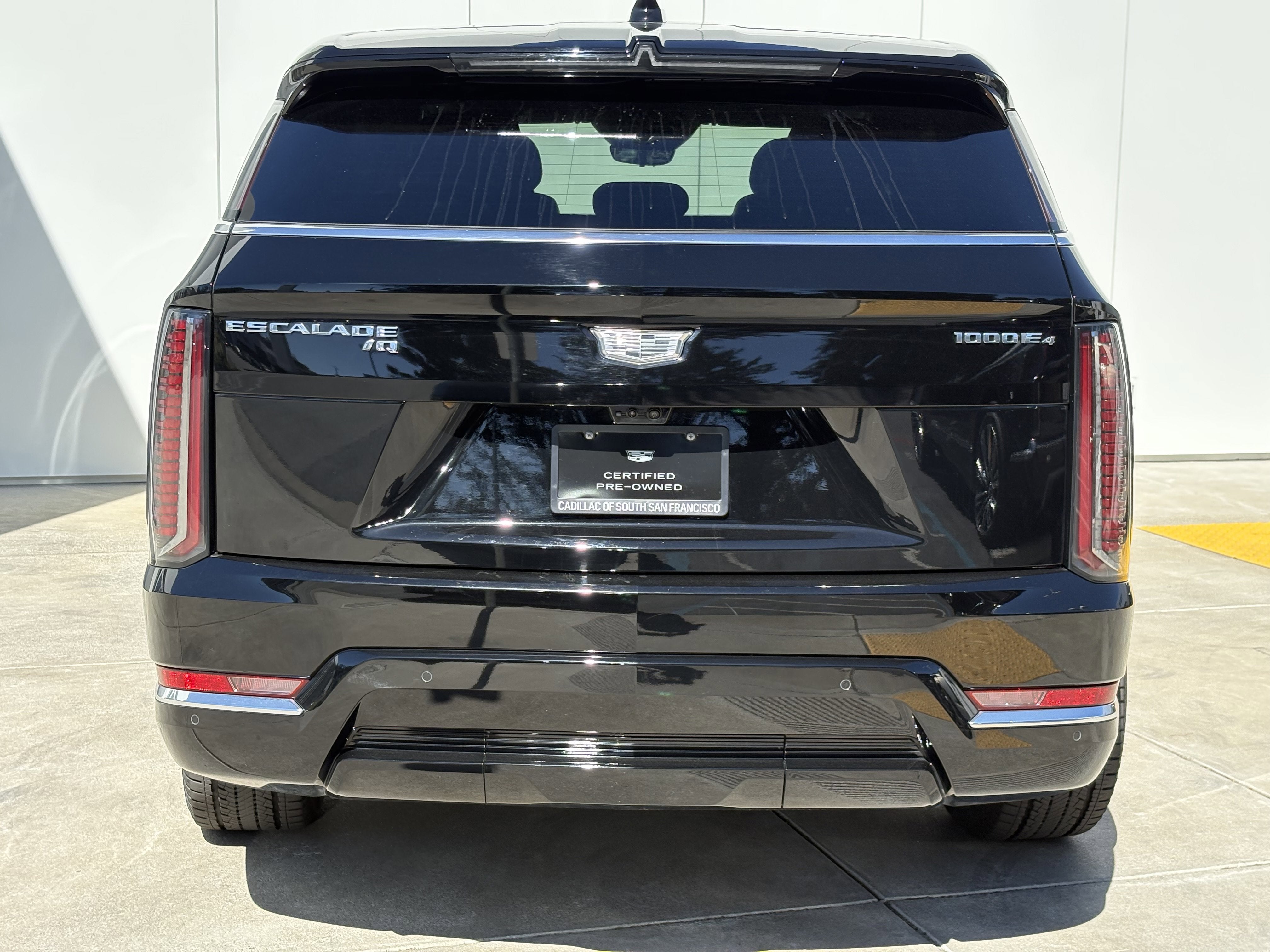 2025 Cadillac ESCALADE IQ Luxury 2