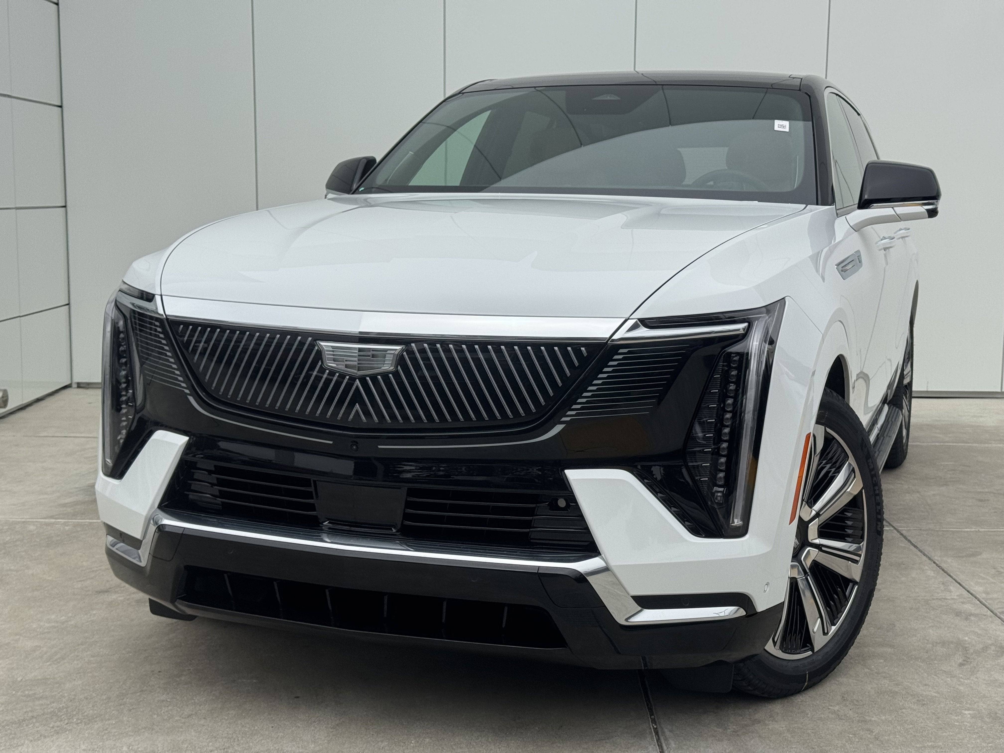 2025 Cadillac ESCALADE IQ Luxury 2