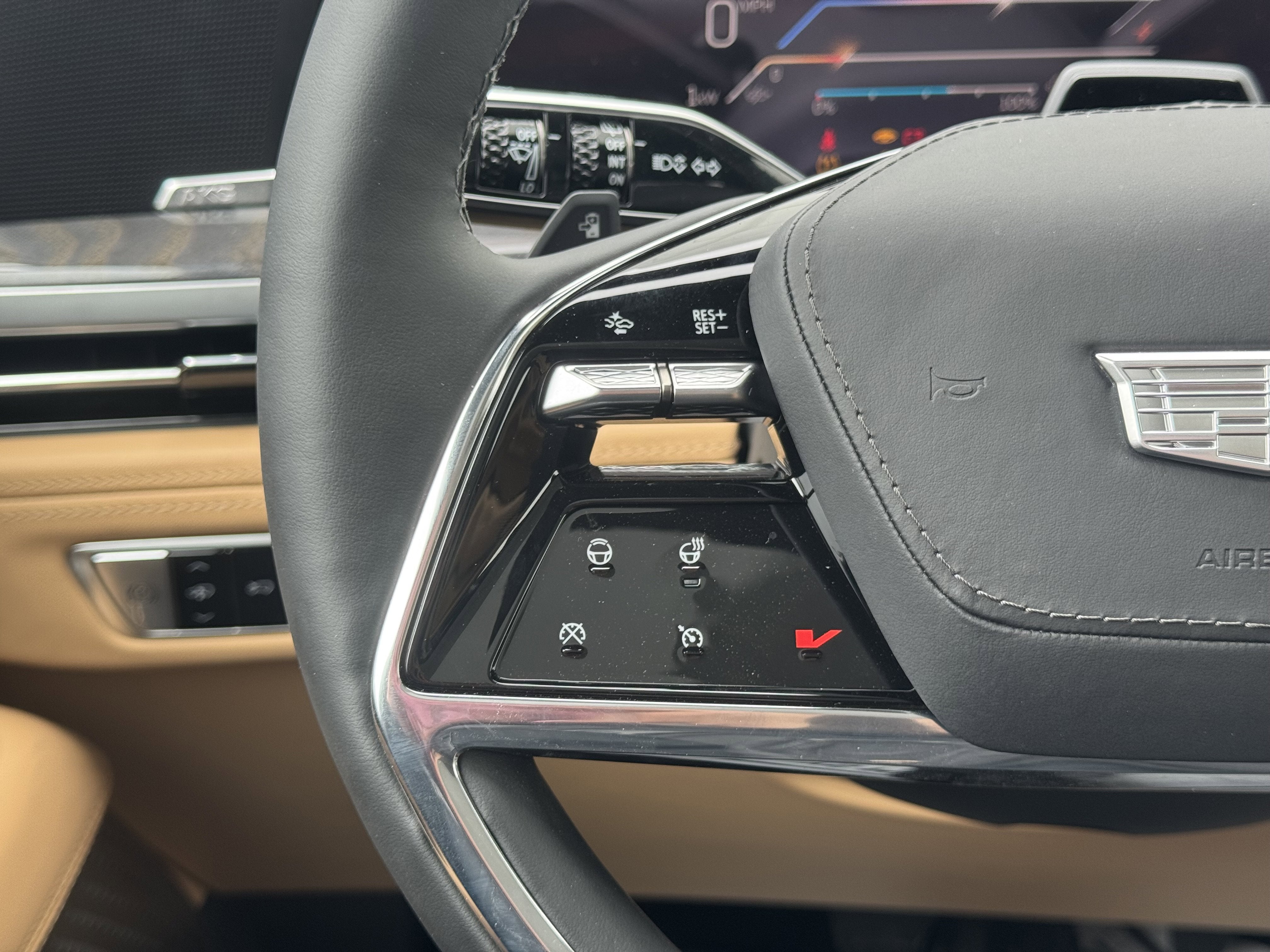 2025 Cadillac ESCALADE IQ Luxury 2