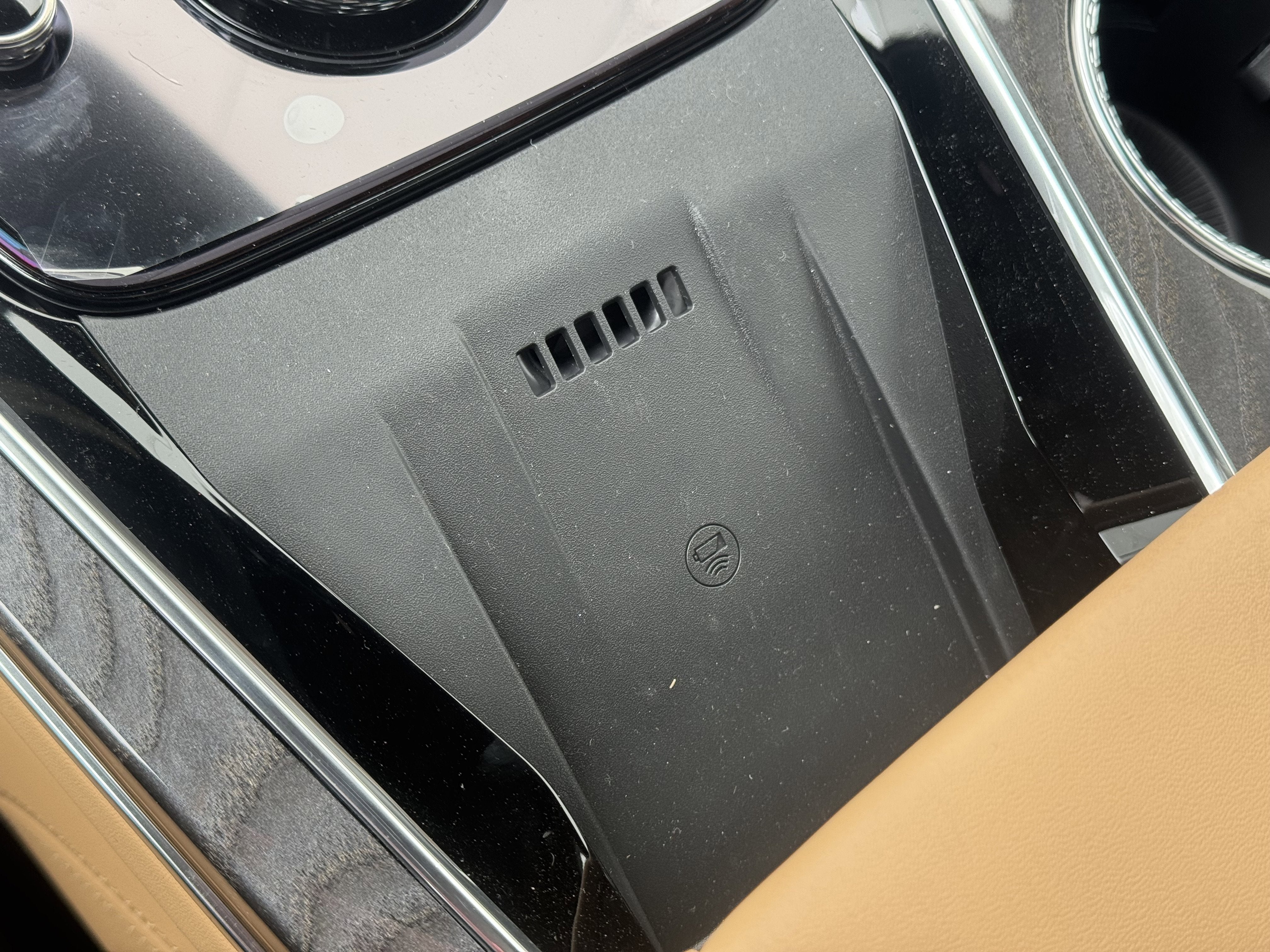 2025 Cadillac ESCALADE IQ Luxury 2