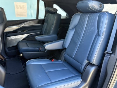 2025 Cadillac ESCALADE IQ Luxury 2