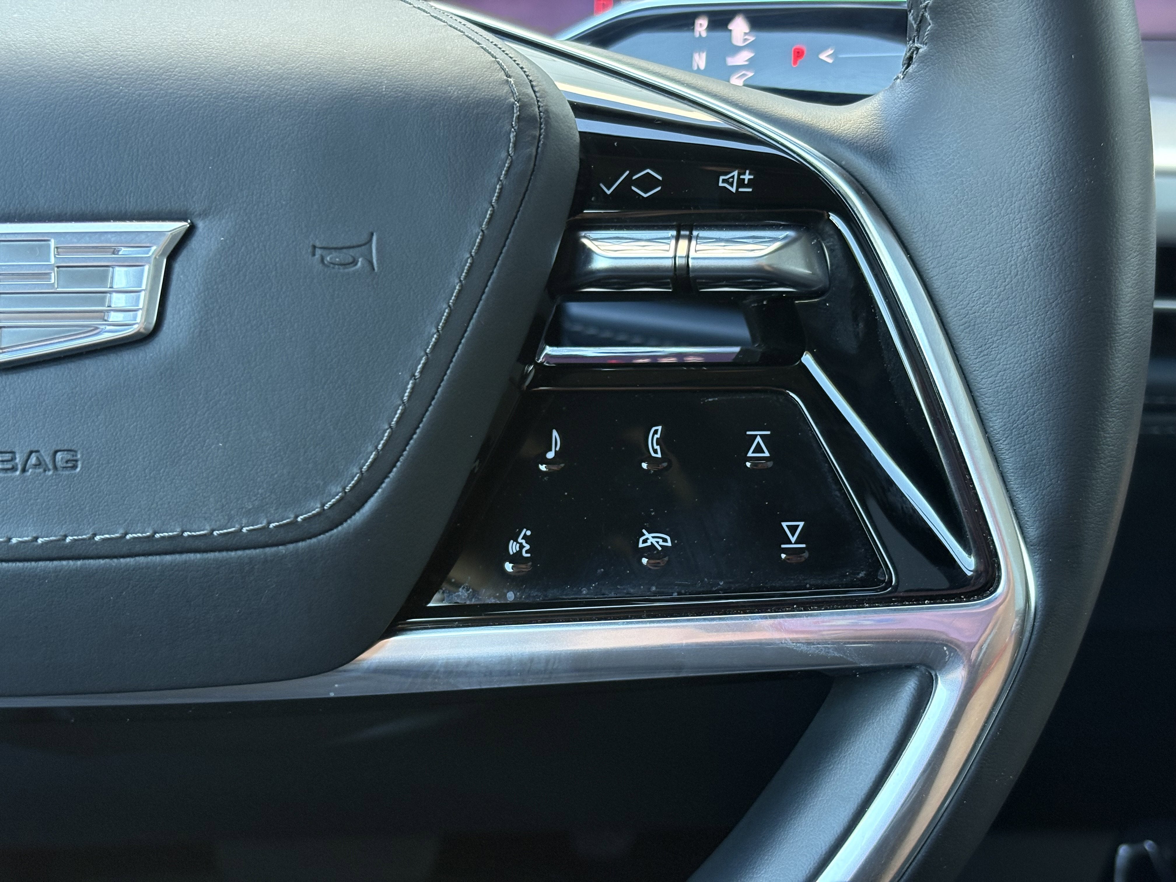 2025 Cadillac ESCALADE IQ Luxury 2