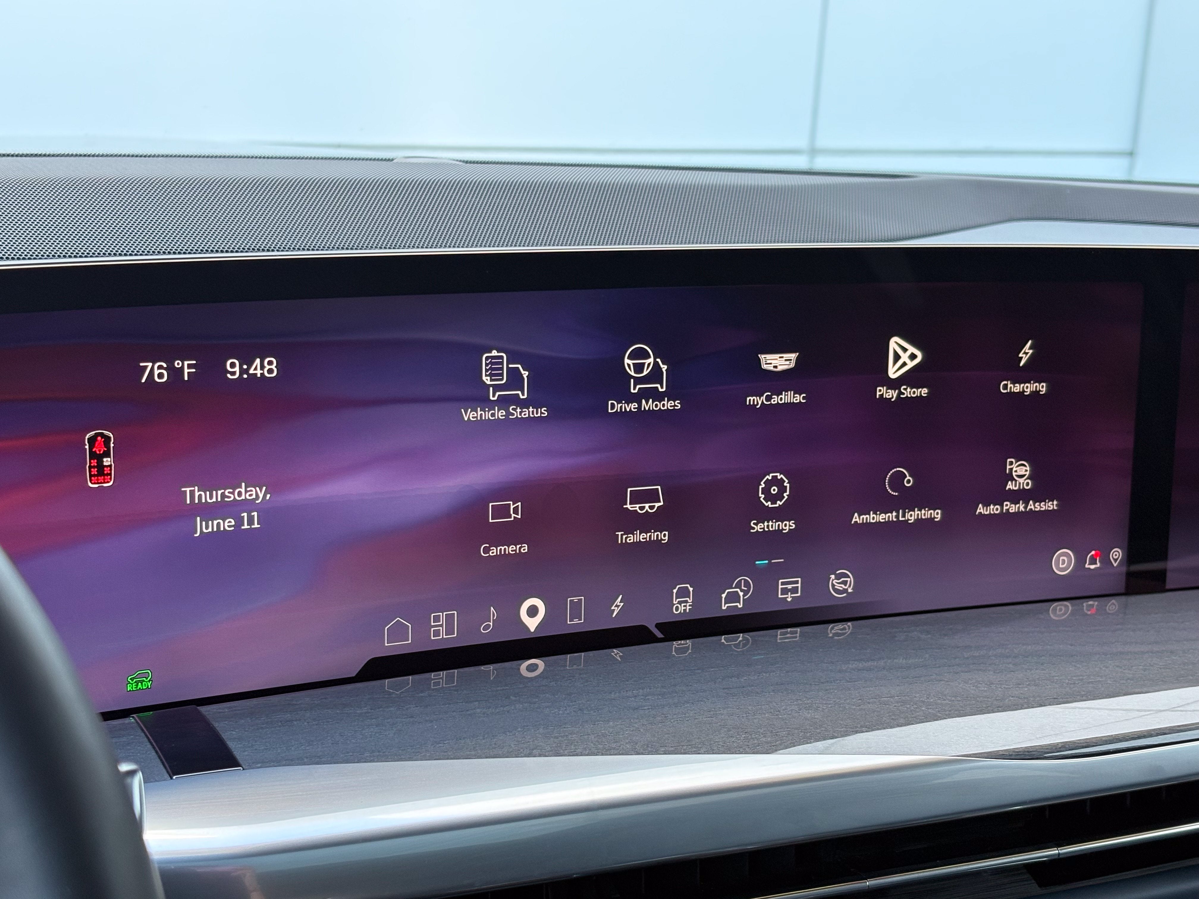 2025 Cadillac ESCALADE IQ Luxury 2