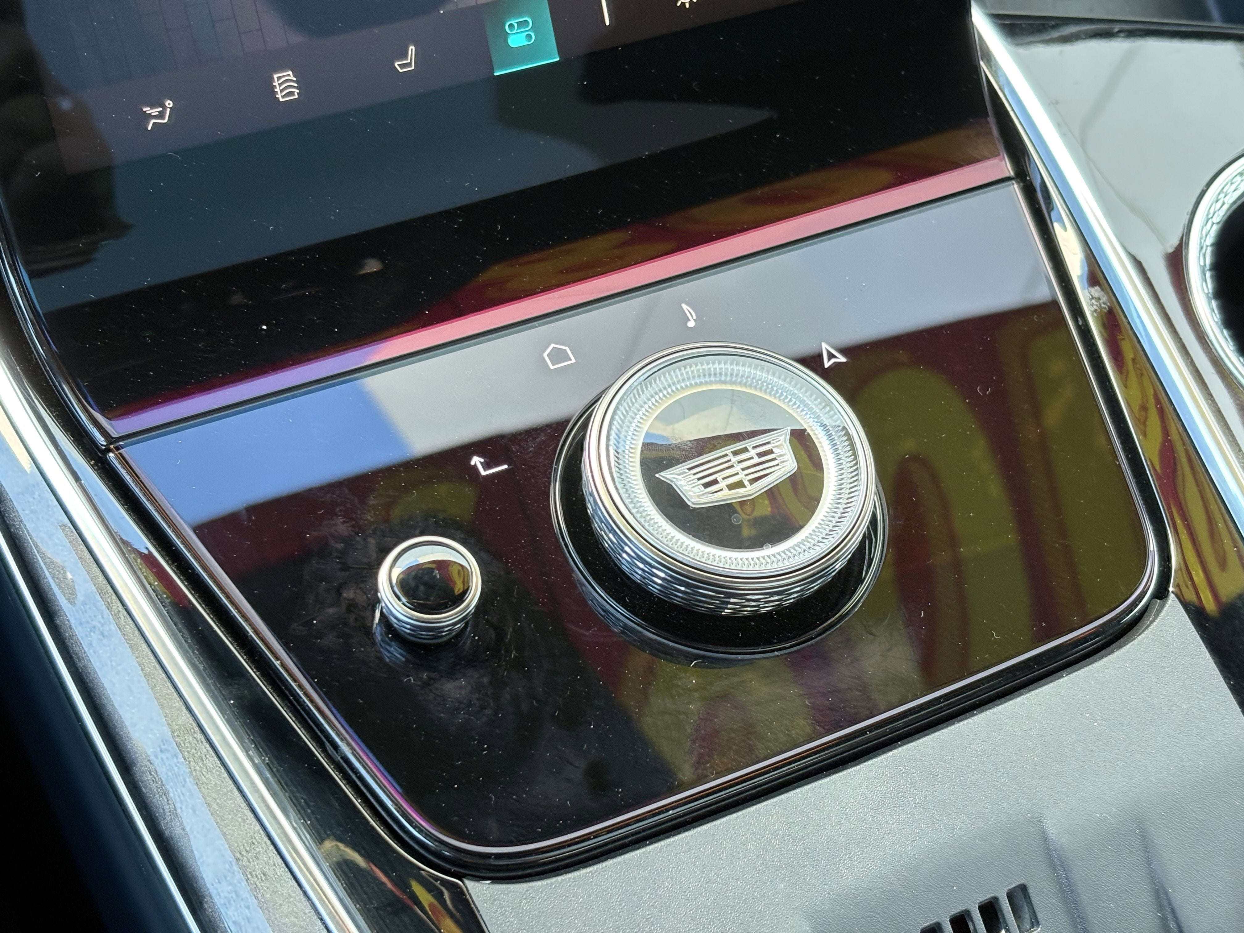 2025 Cadillac ESCALADE IQ Luxury 2