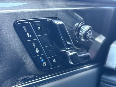 2025 Cadillac ESCALADE IQ Luxury 2
