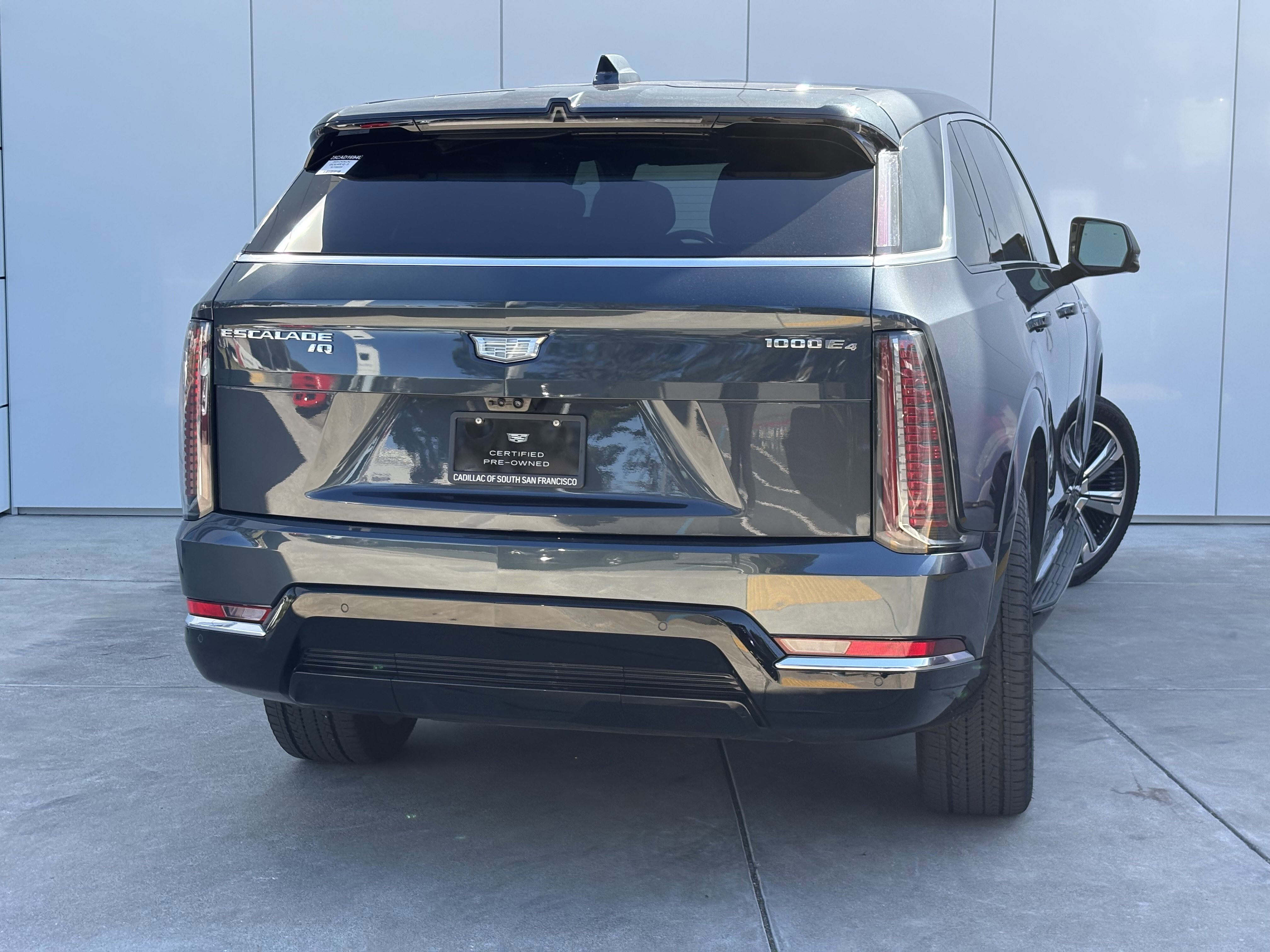 2025 Cadillac ESCALADE IQ Luxury 2