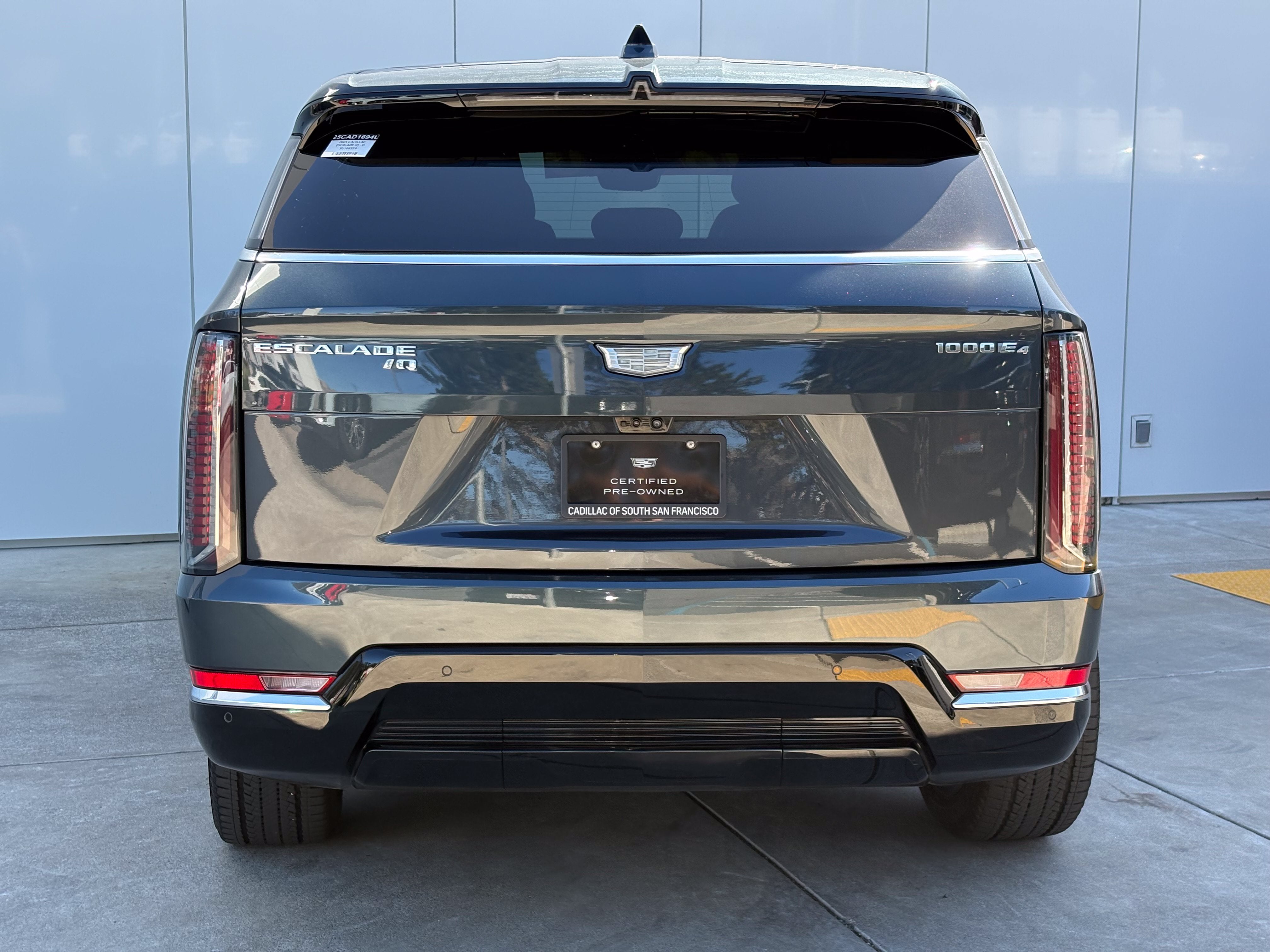 2025 Cadillac ESCALADE IQ Luxury 2