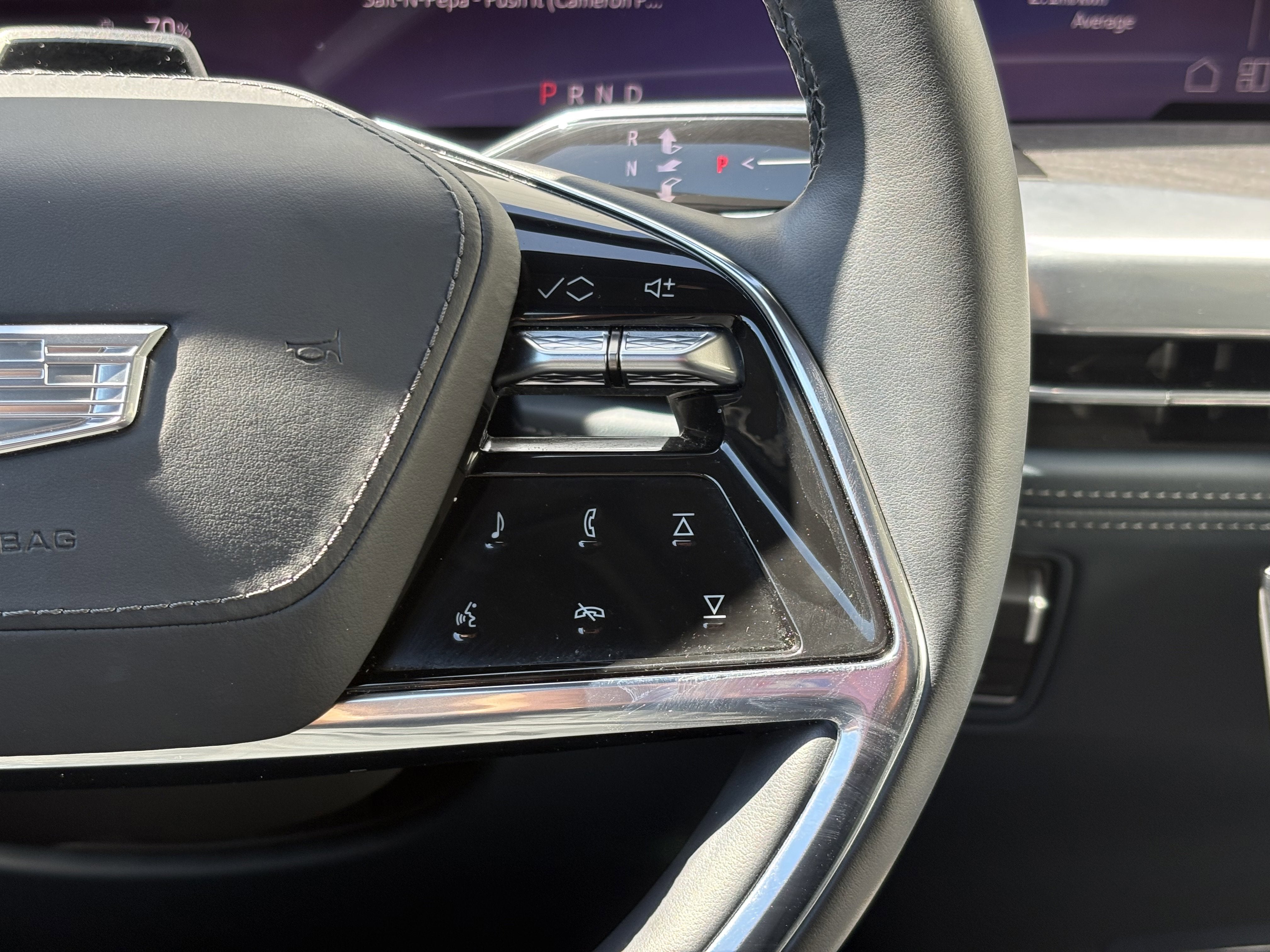 2025 Cadillac ESCALADE IQ Luxury 2