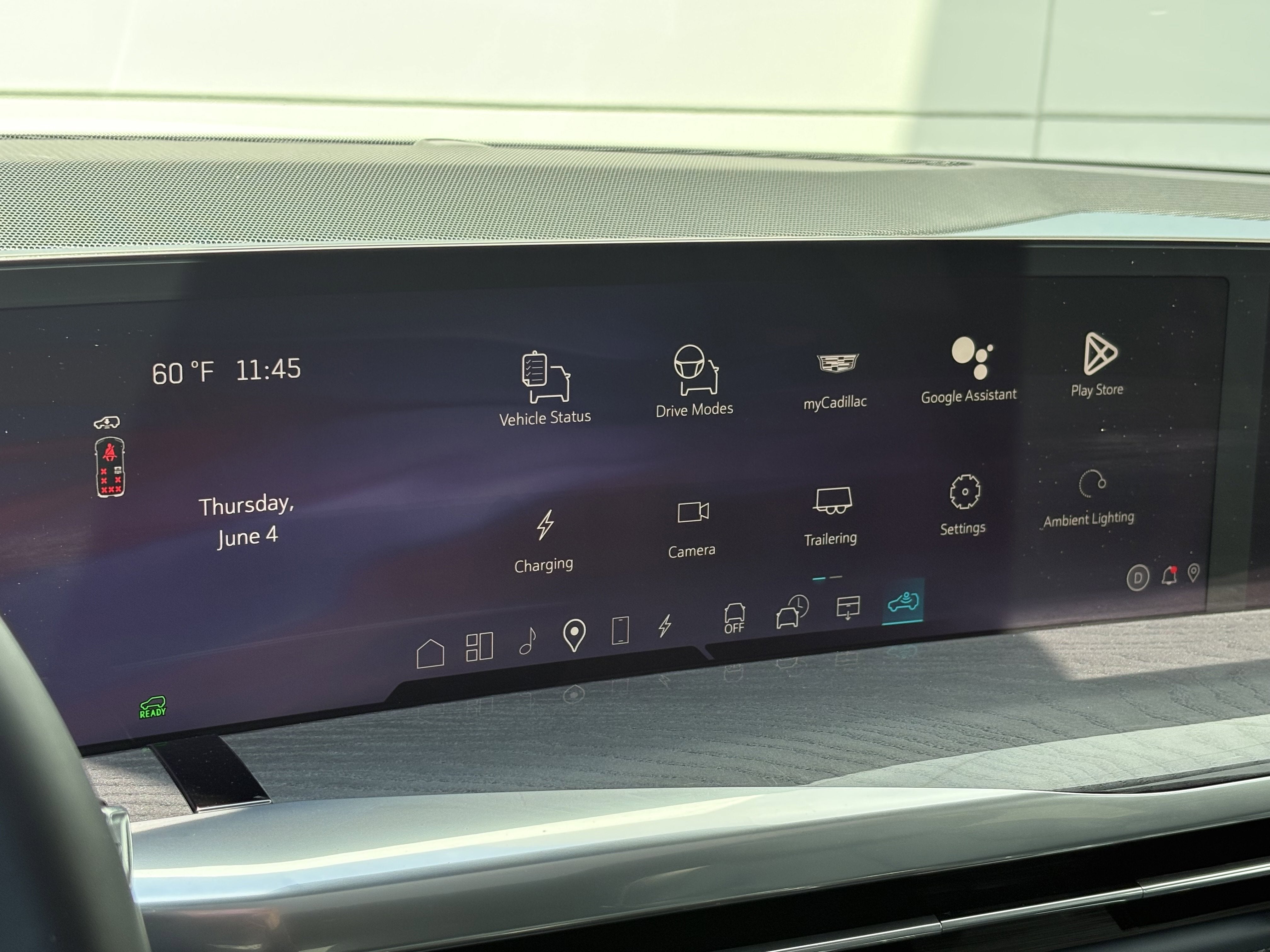 2025 Cadillac ESCALADE IQ Luxury 2