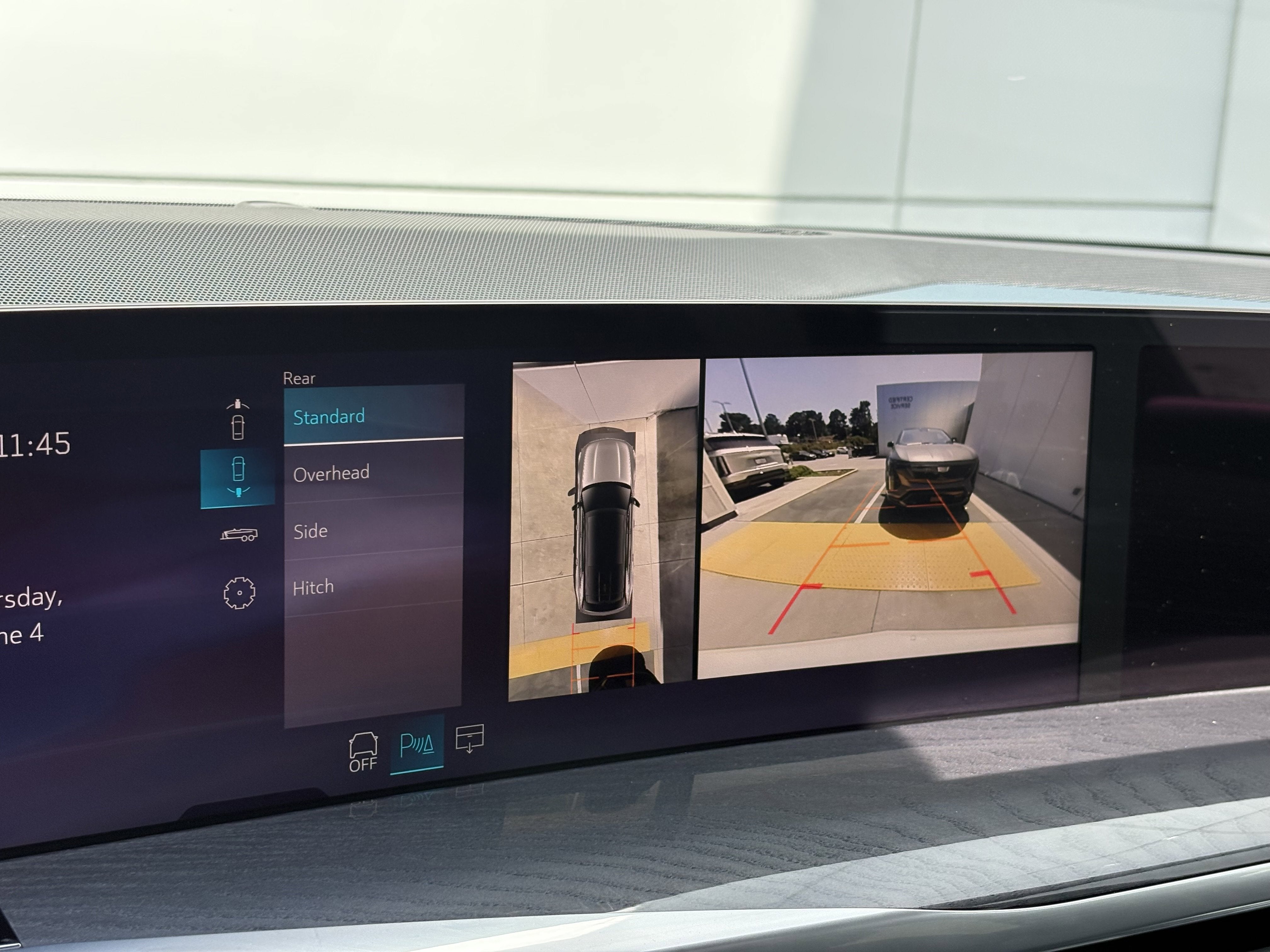 2025 Cadillac ESCALADE IQ Luxury 2