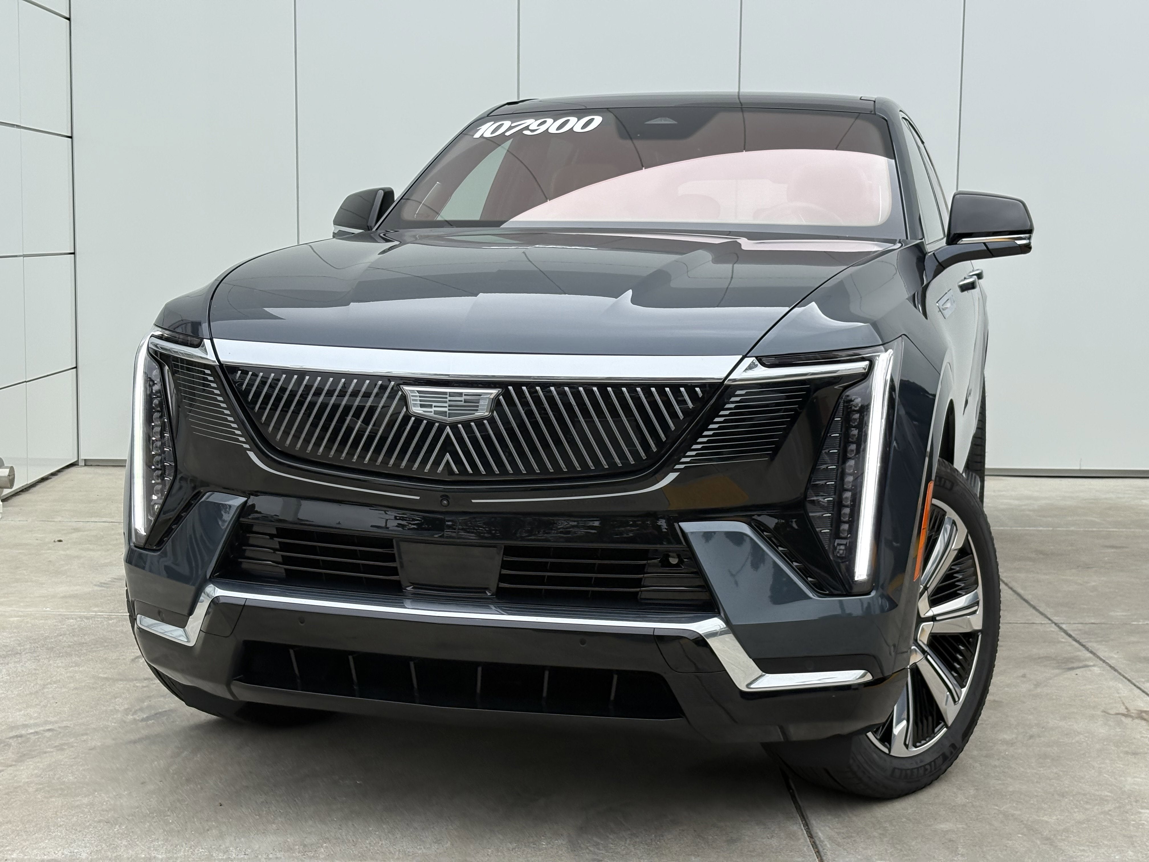 2025 Cadillac ESCALADE IQ Luxury 2