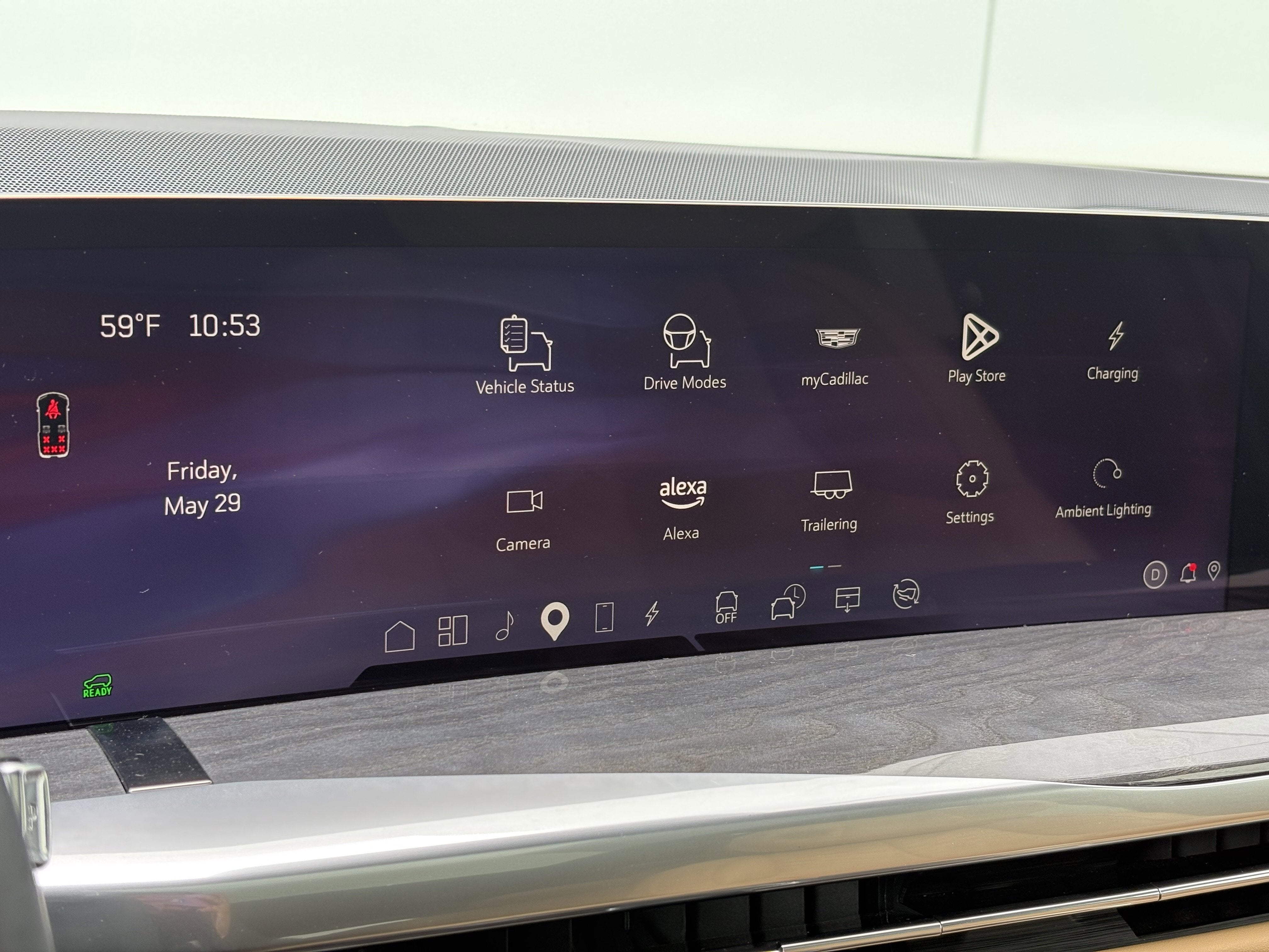 2025 Cadillac ESCALADE IQ Luxury 2