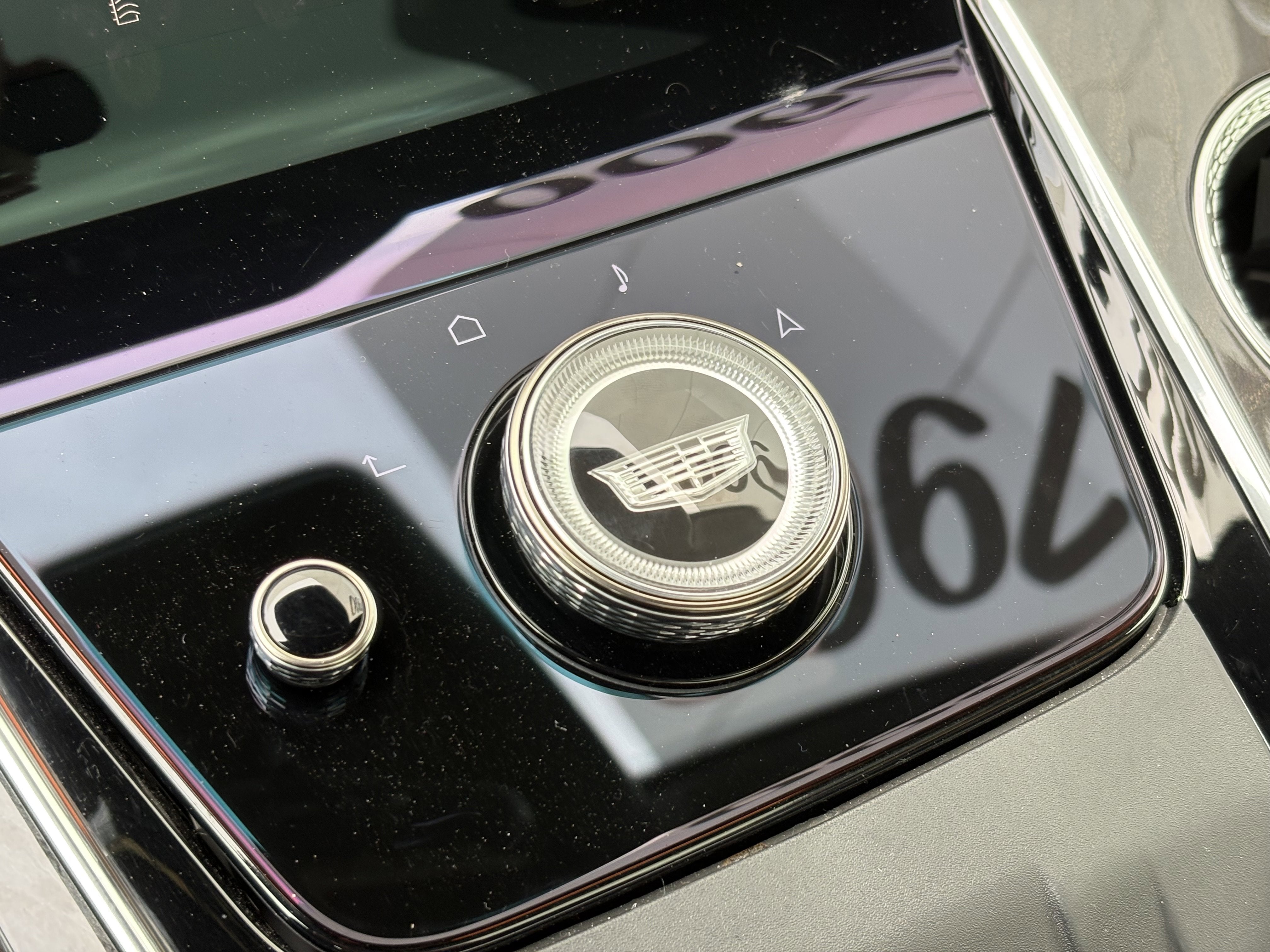 2025 Cadillac ESCALADE IQ Luxury 2