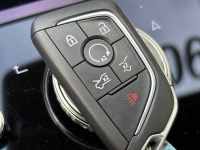 2025 Cadillac ESCALADE IQ Luxury 2