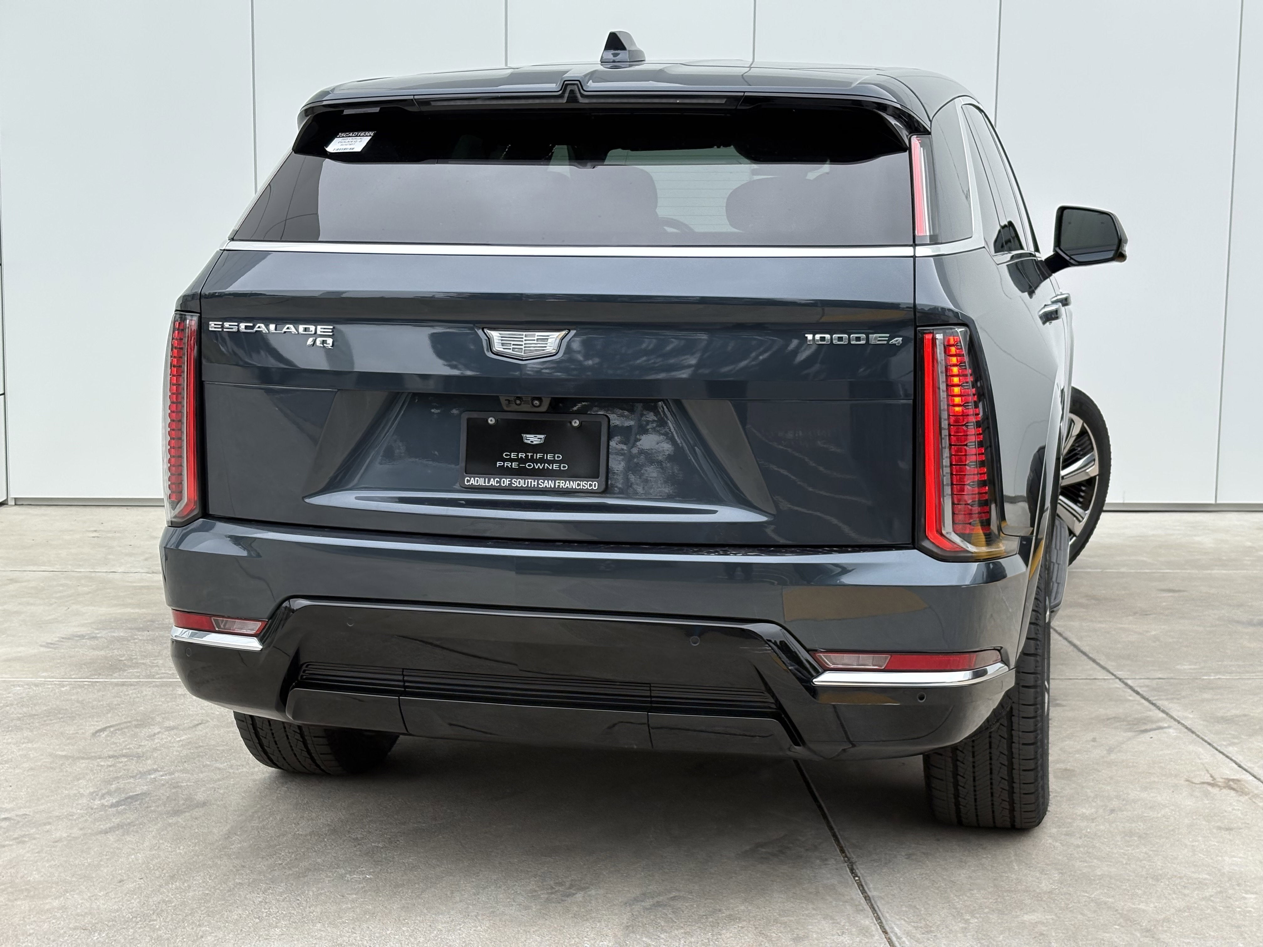 2025 Cadillac ESCALADE IQ Luxury 2