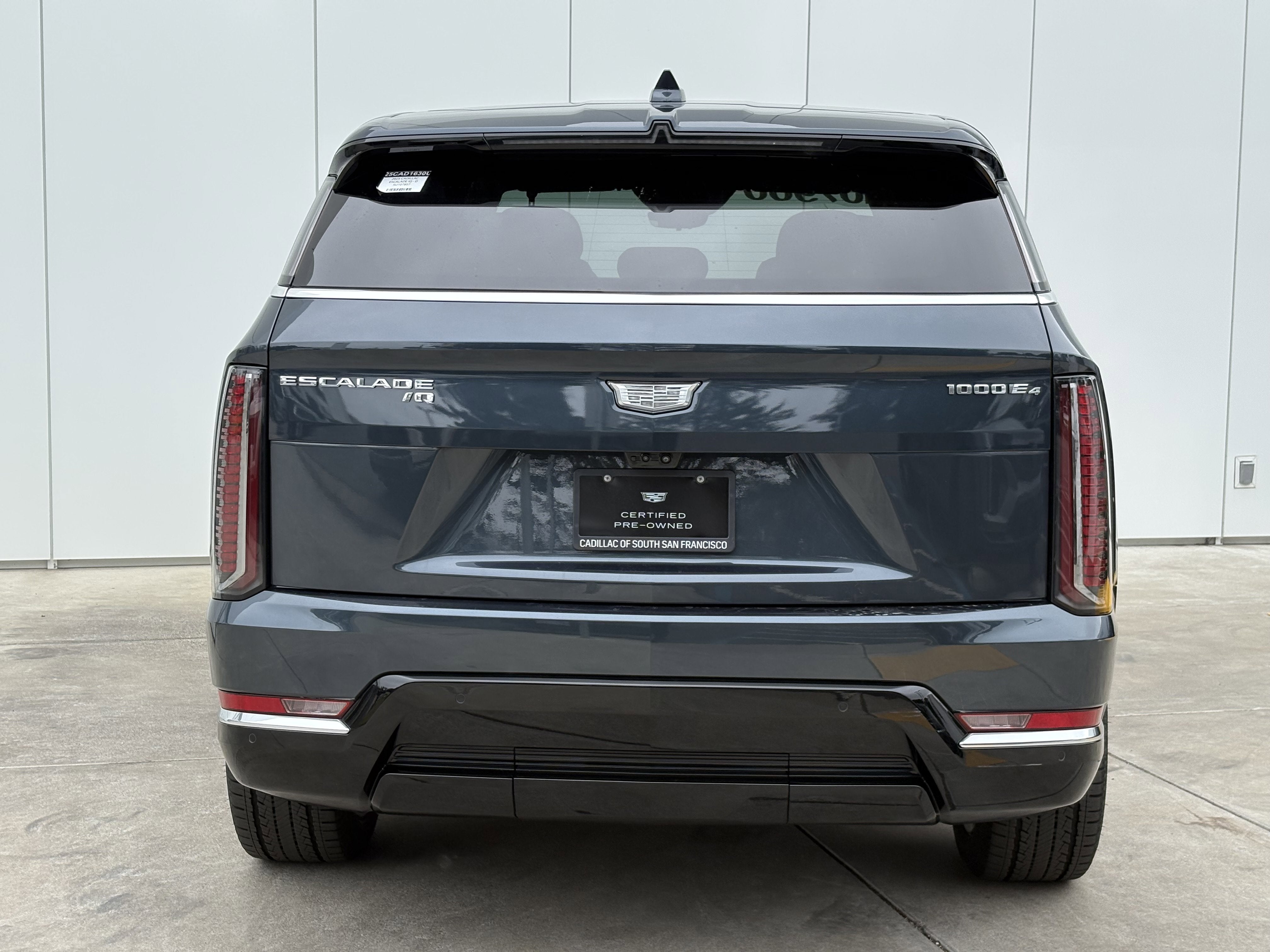 2025 Cadillac ESCALADE IQ Luxury 2