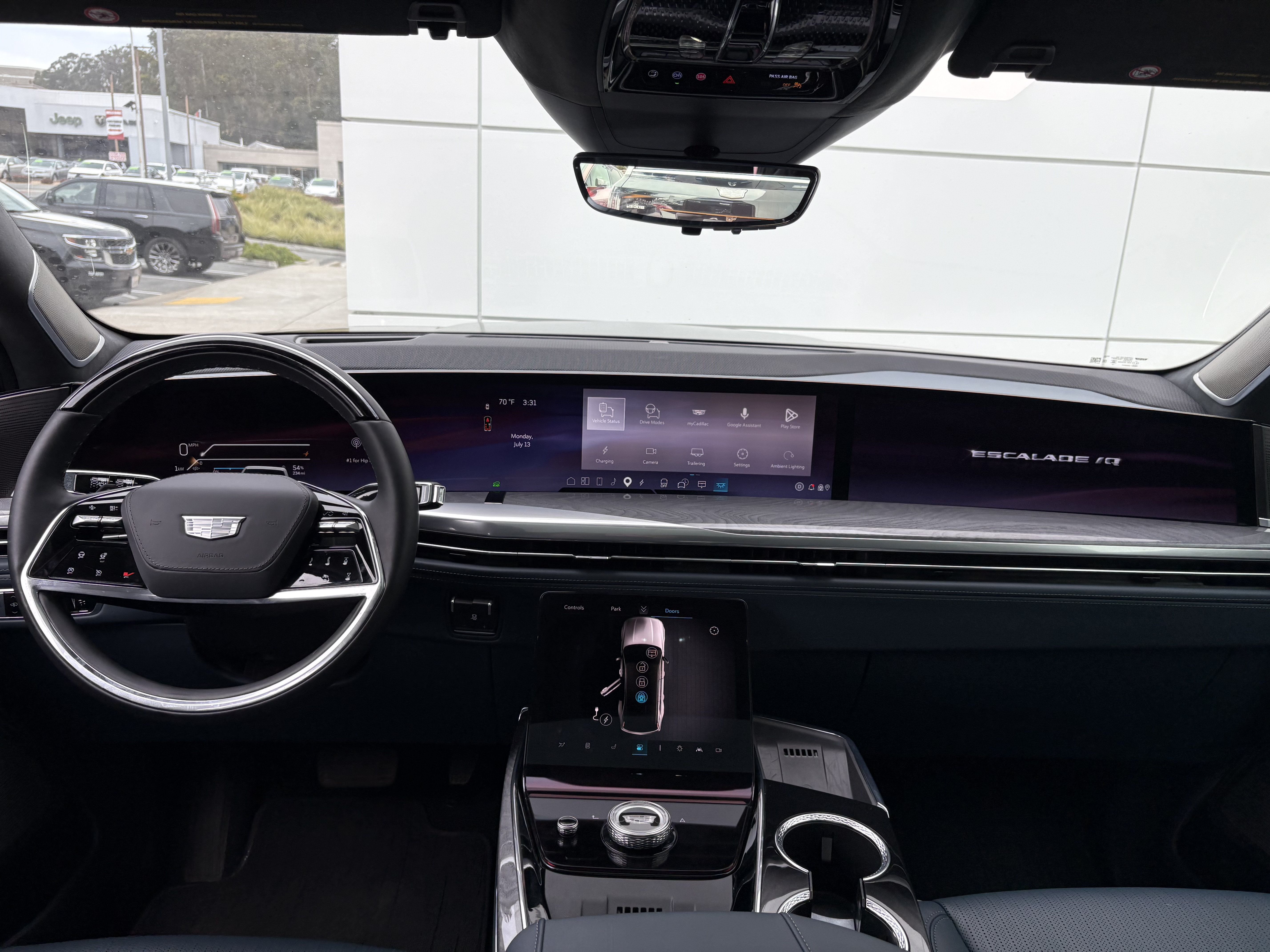 2025 Cadillac ESCALADE IQ Luxury 2