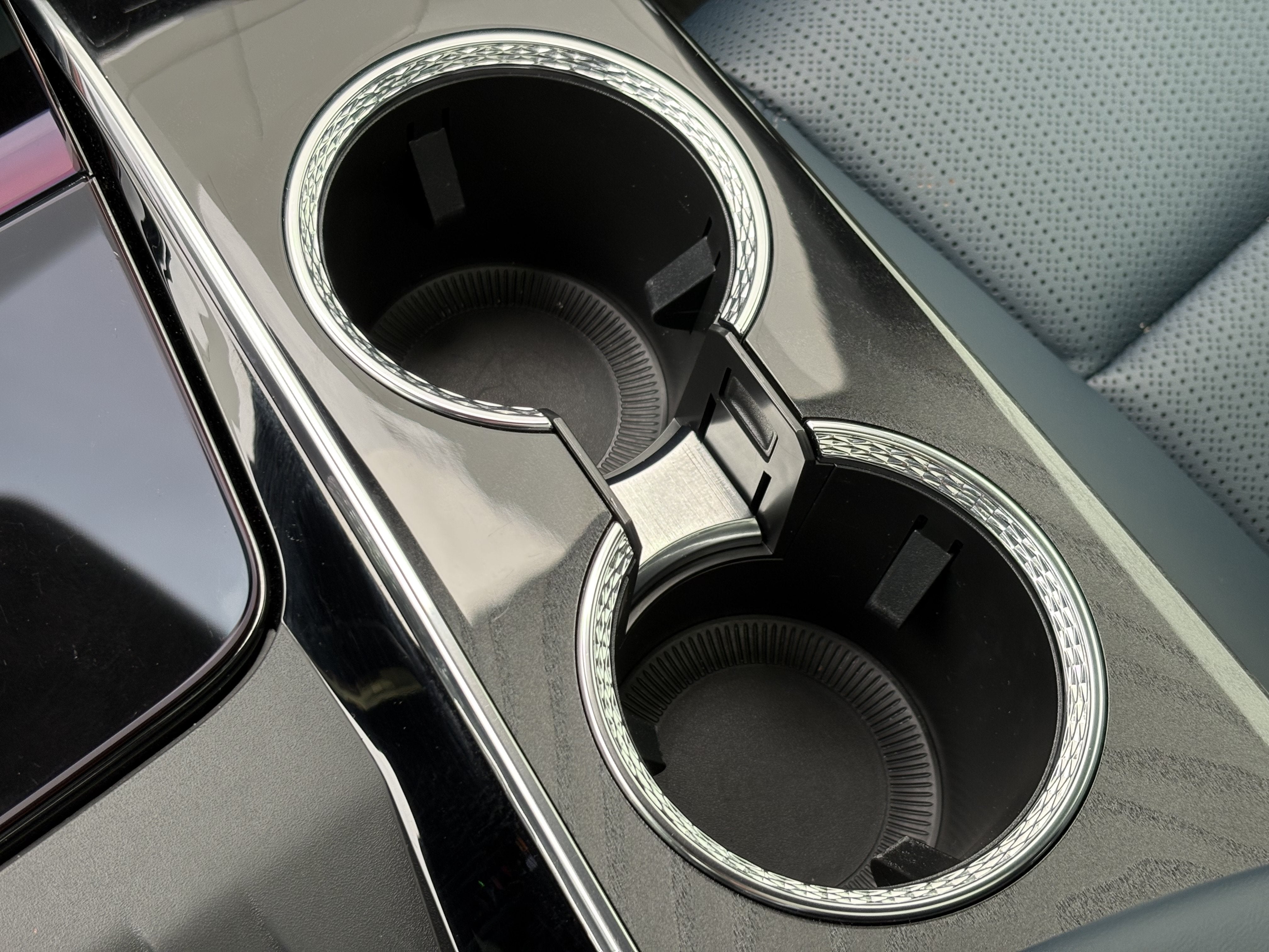2025 Cadillac ESCALADE IQ Luxury 2