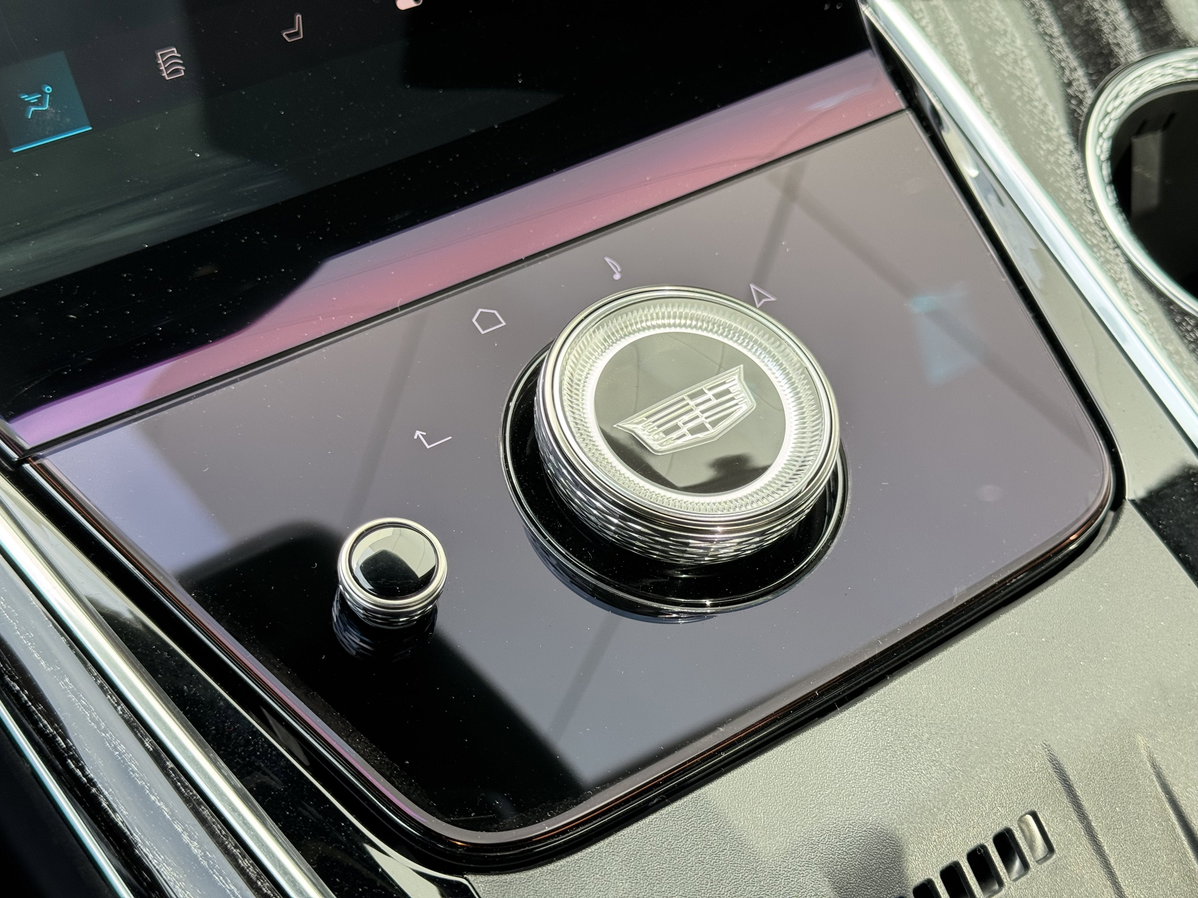 2025 Cadillac ESCALADE IQ Sport 1