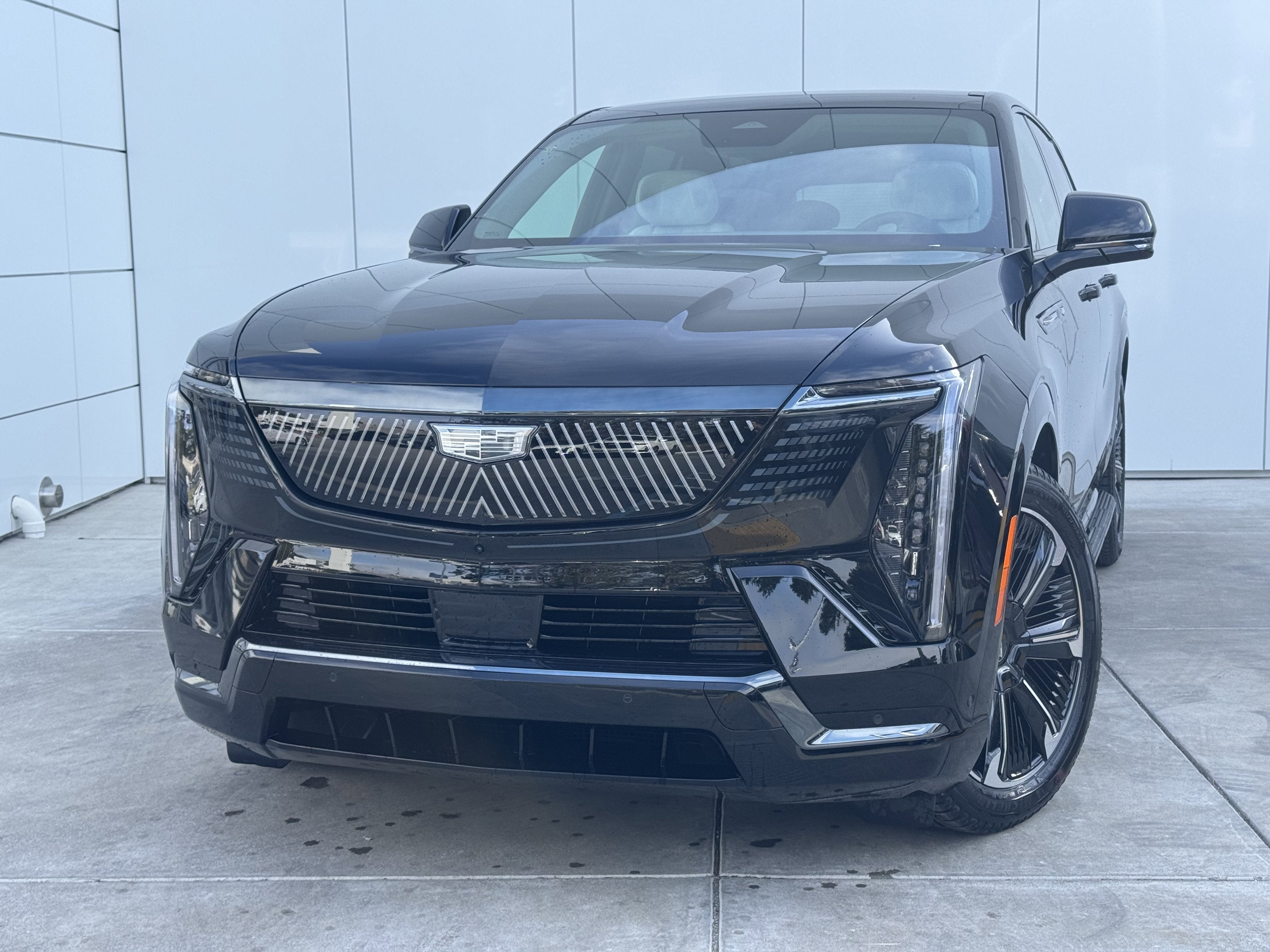 2025 Cadillac ESCALADE IQ Sport 1