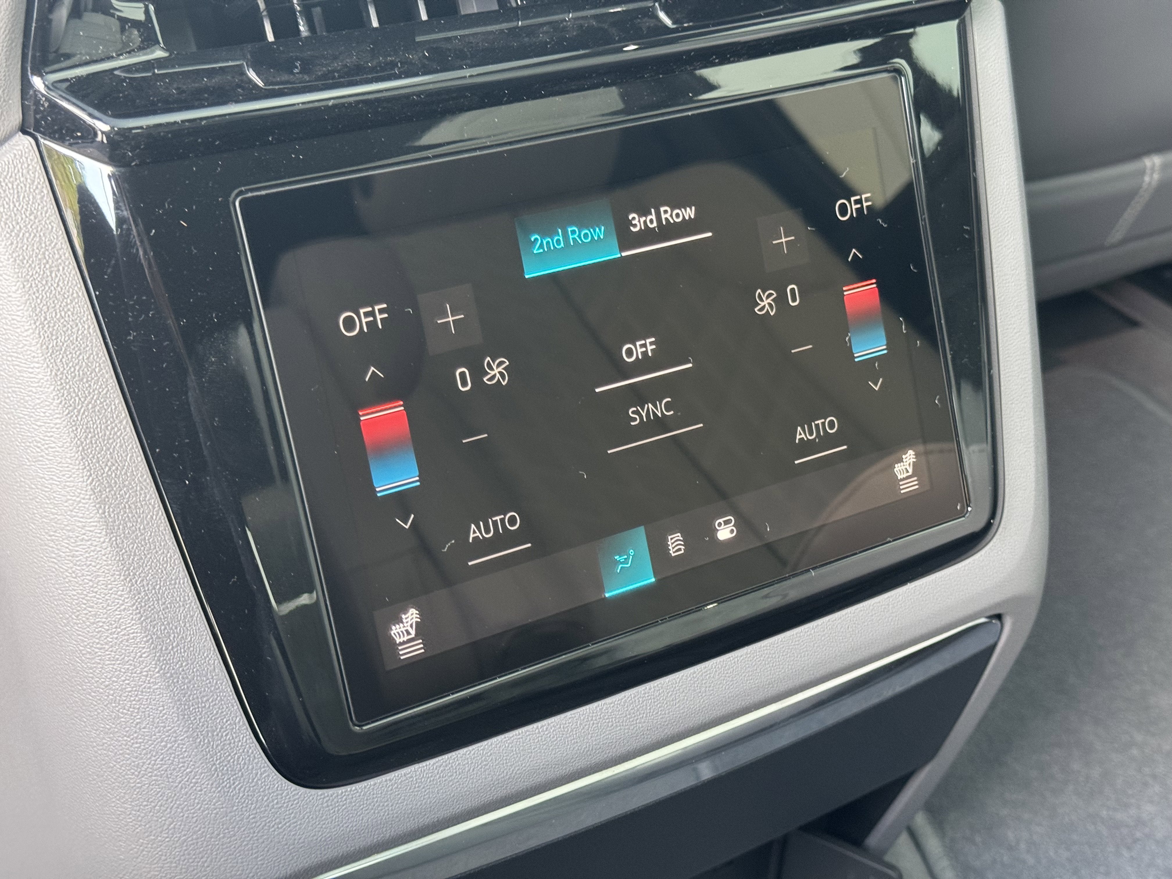 2025 Cadillac ESCALADE IQ Sport 1