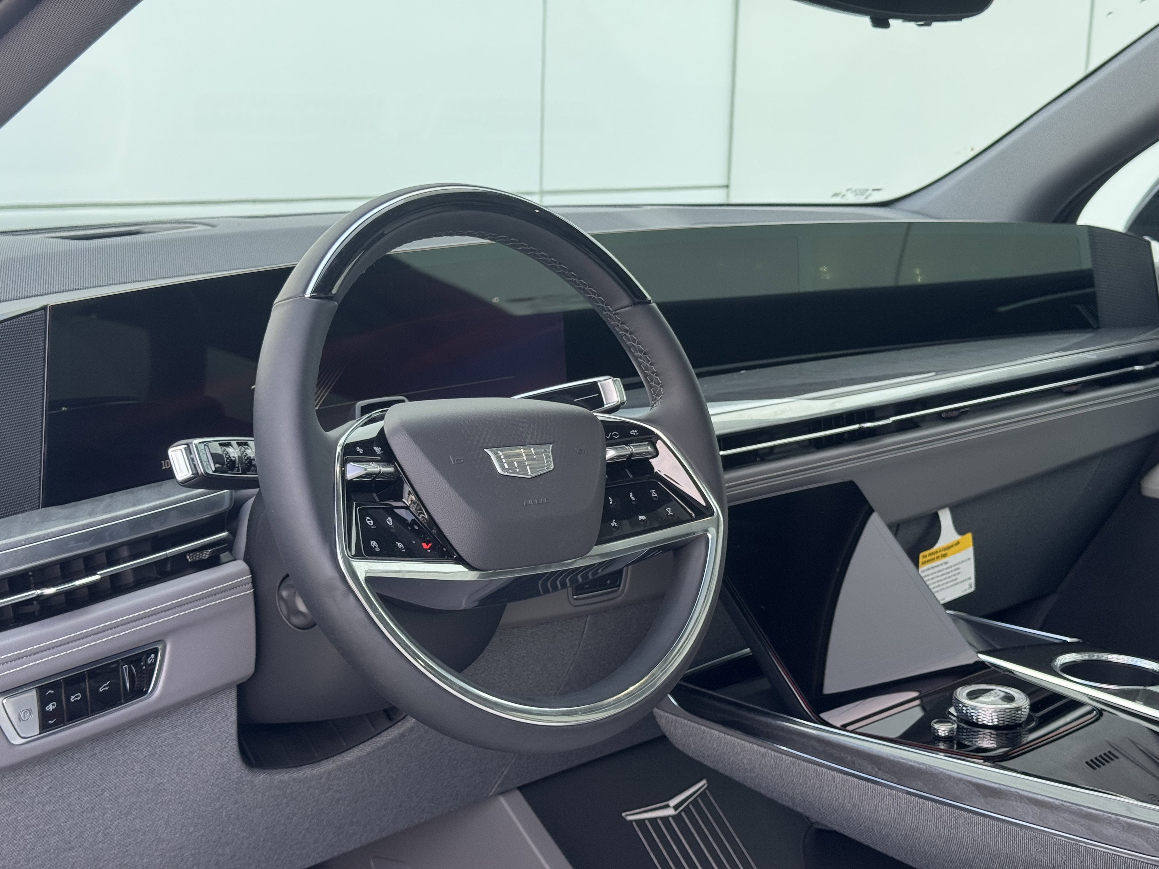 2025 Cadillac ESCALADE IQ Sport 1